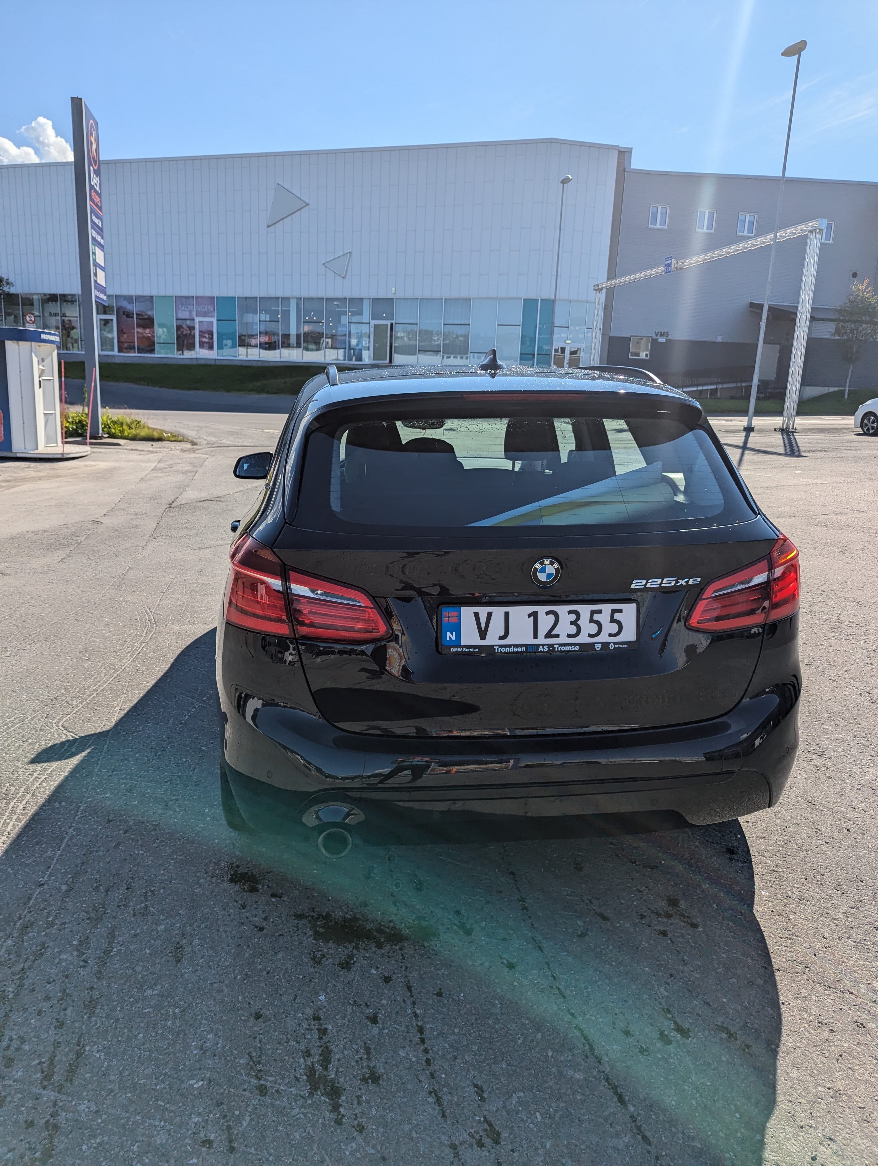 BMW  225xe iPerformance met Autostoel baby