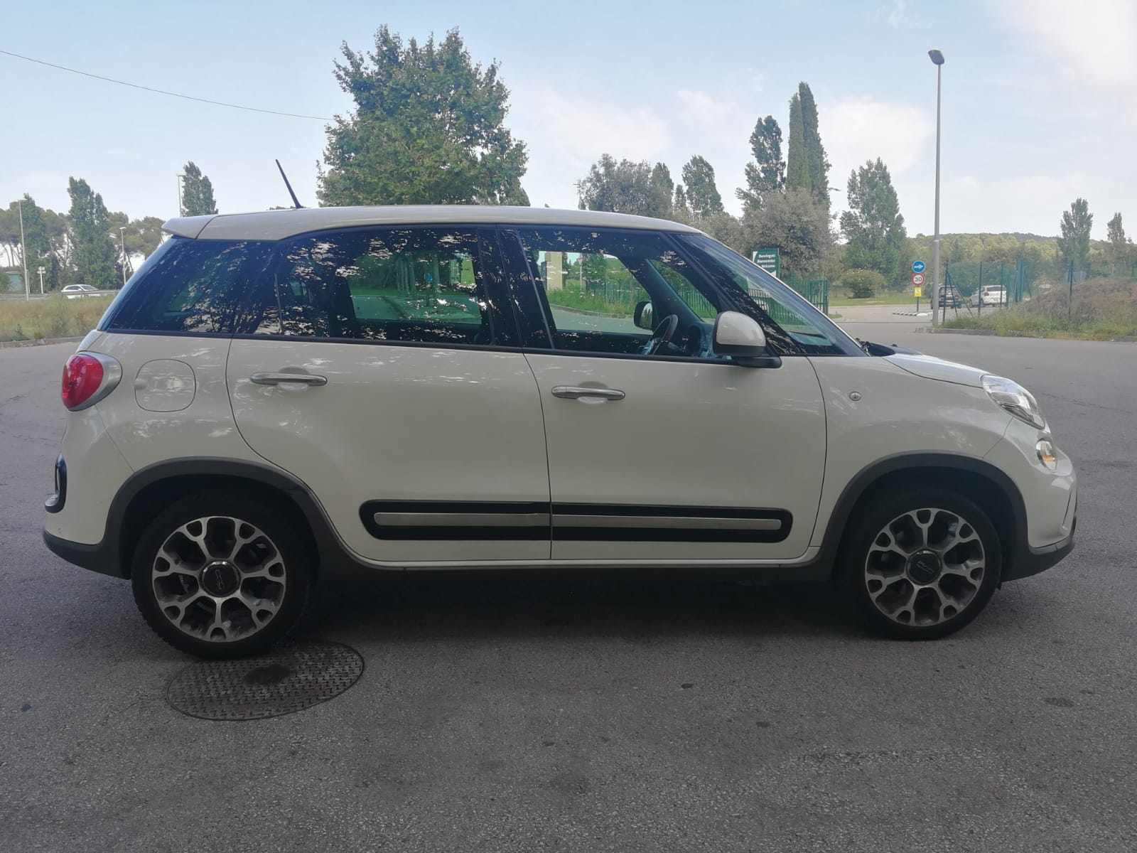 Fiat 500L con Aire acondicionado