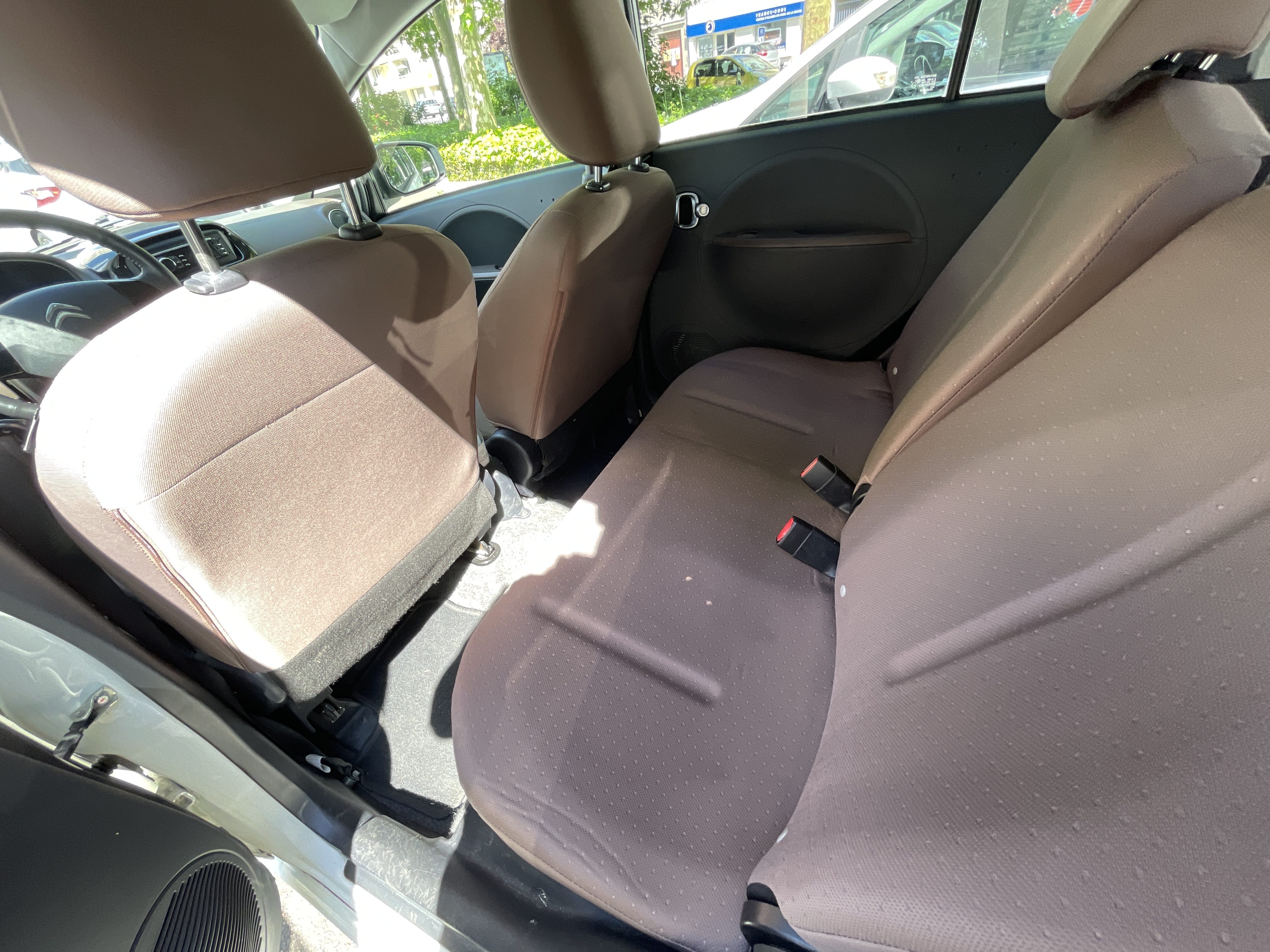 Citroen C-Zero avec Entrée audio / iPod