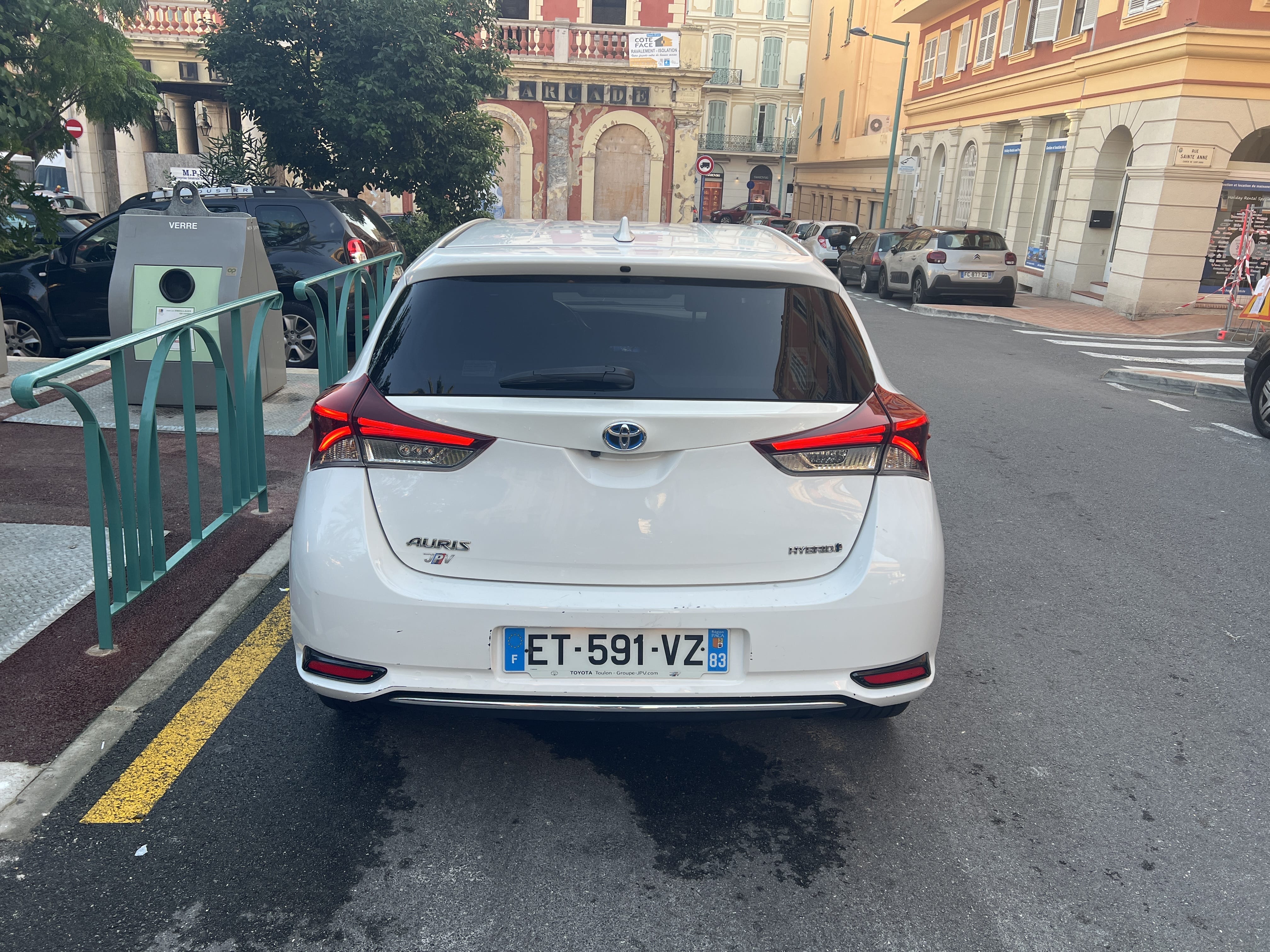 Toyota Auris 1.8 hybride avec Régulateur de vitesse