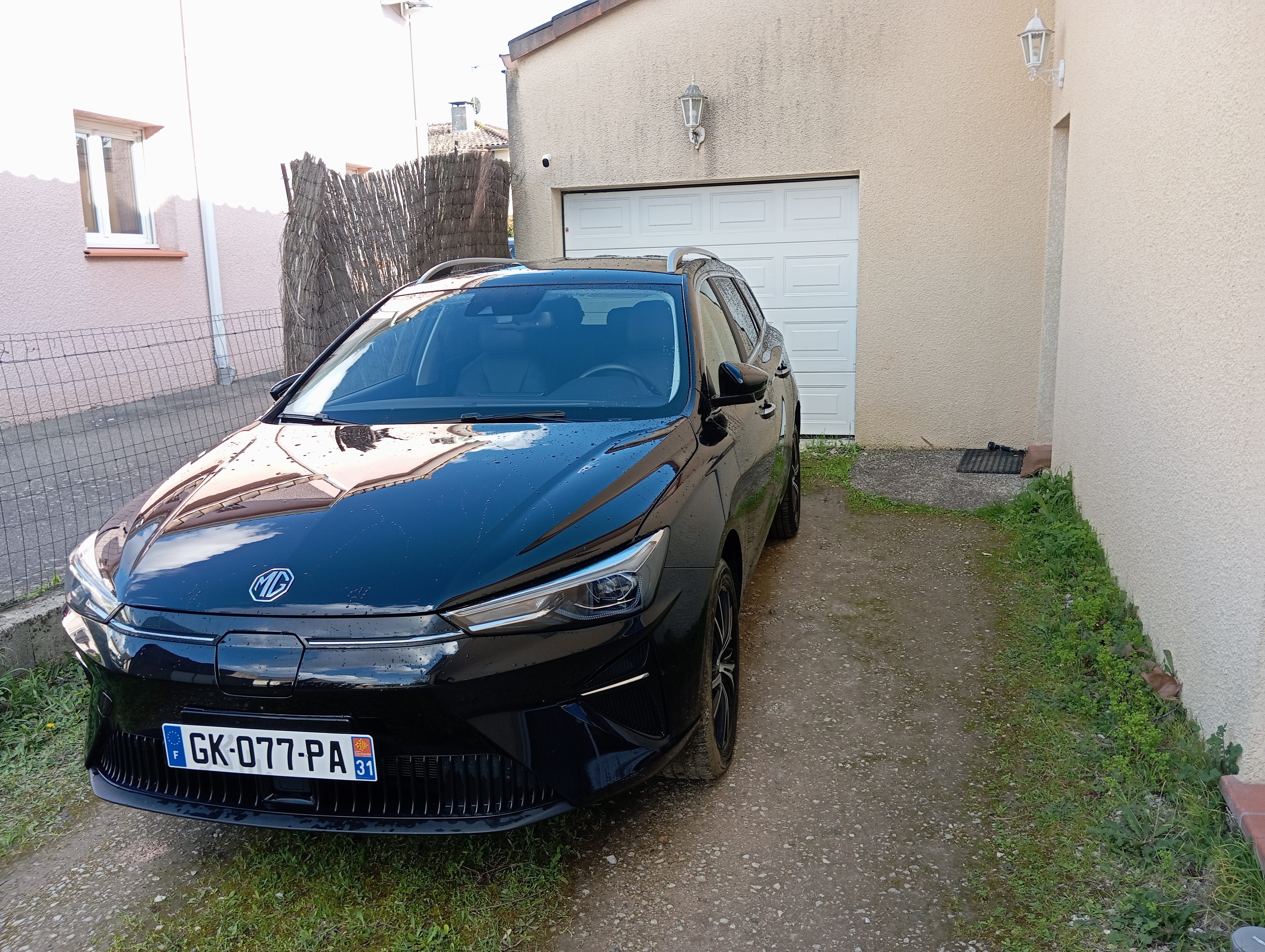 MG MG5 61KW, 2022, Électrique, automatique