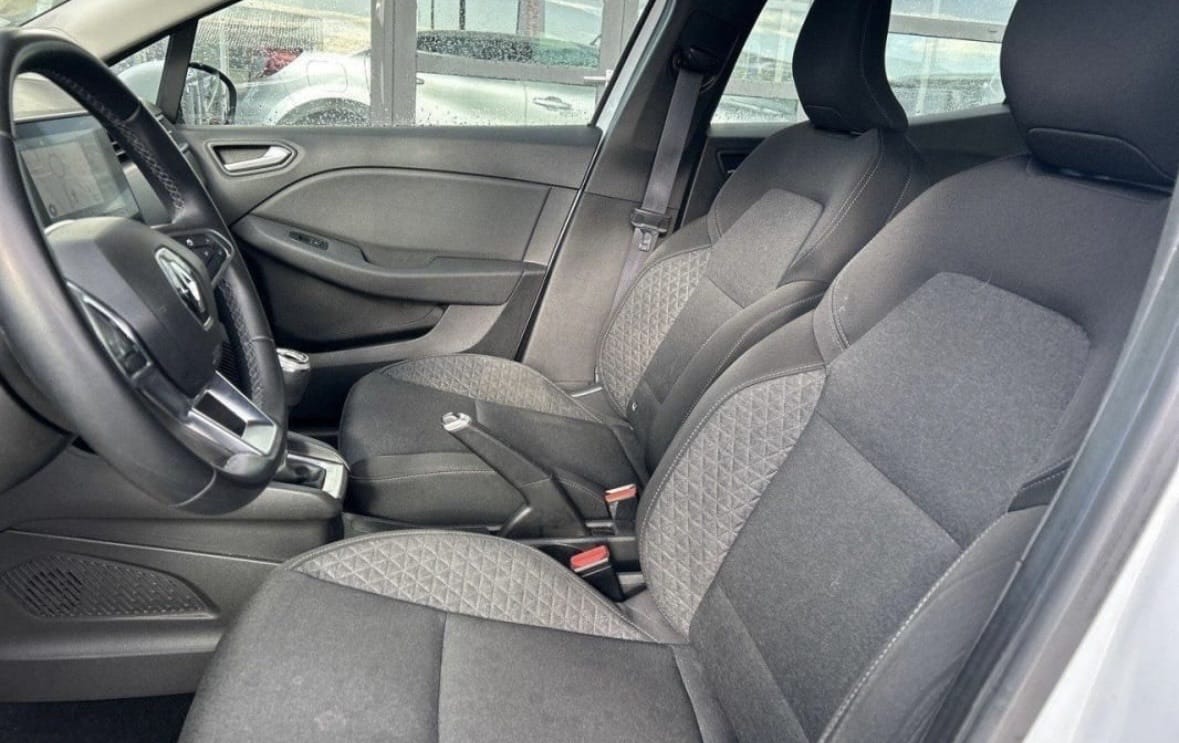 Renault Clio avec GPS