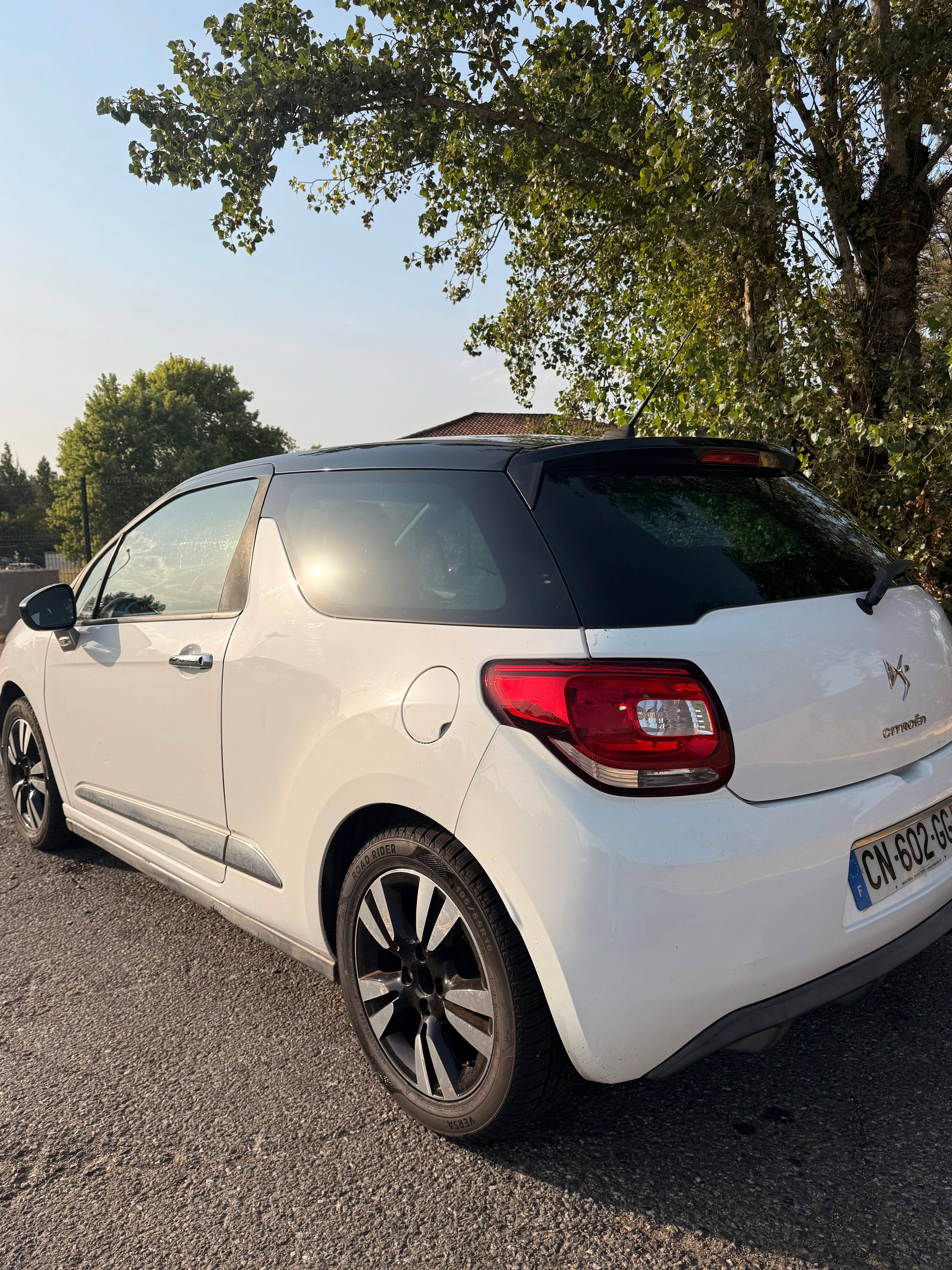 Citroen DS3 avec Siège bébé
