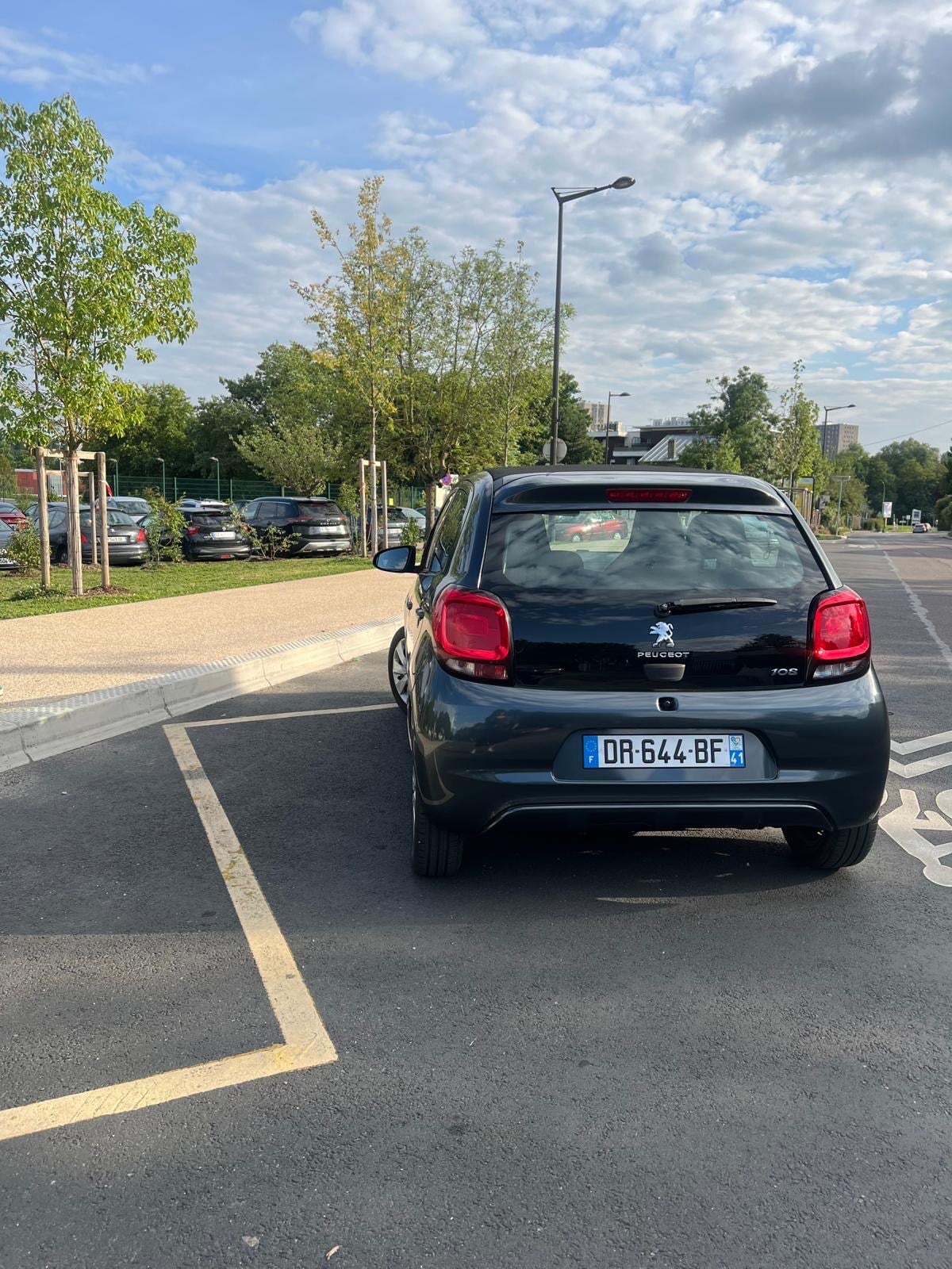 Peugeot 108 Cabriolet avec Régulateur de vitesse