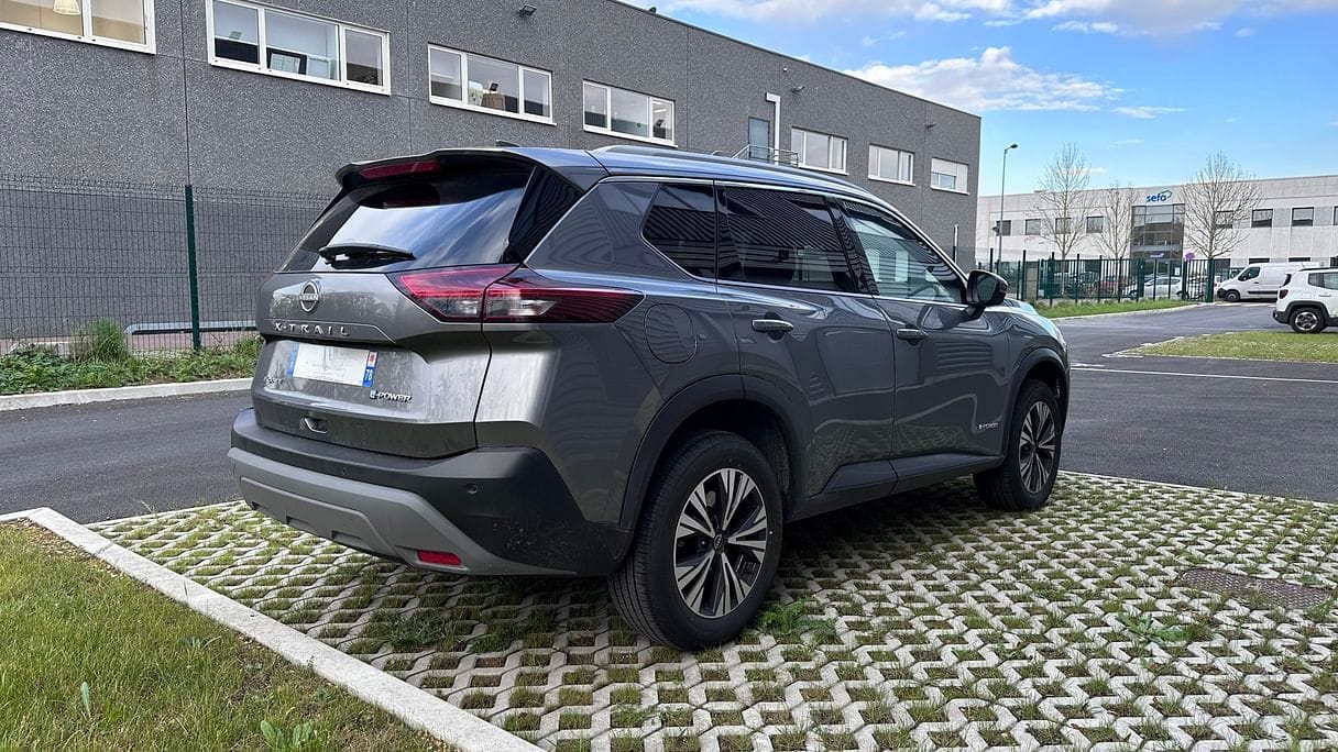 Nissan X-Trail avec GPS
