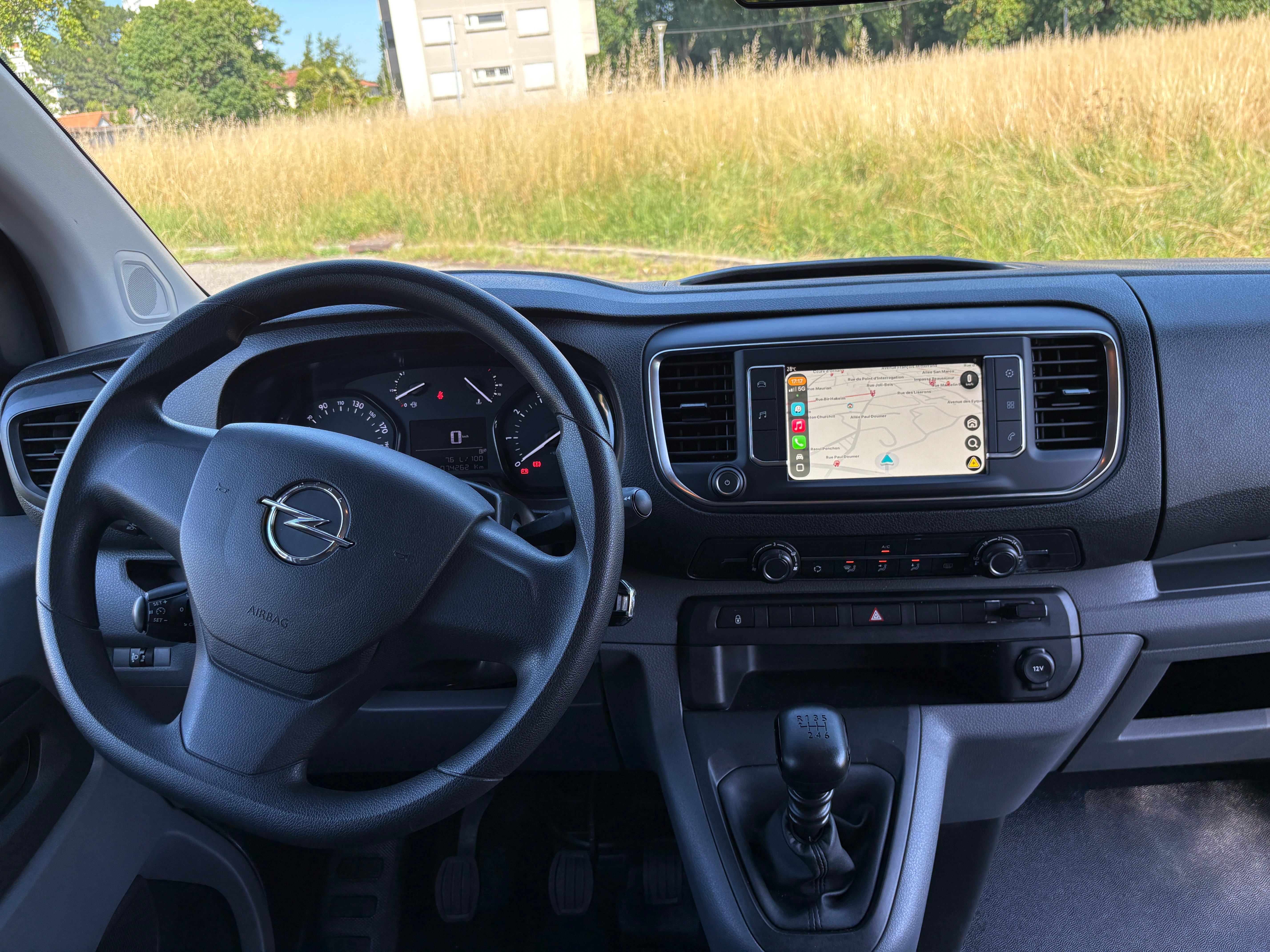 Opel Vivaro Combi avec Siège bébé