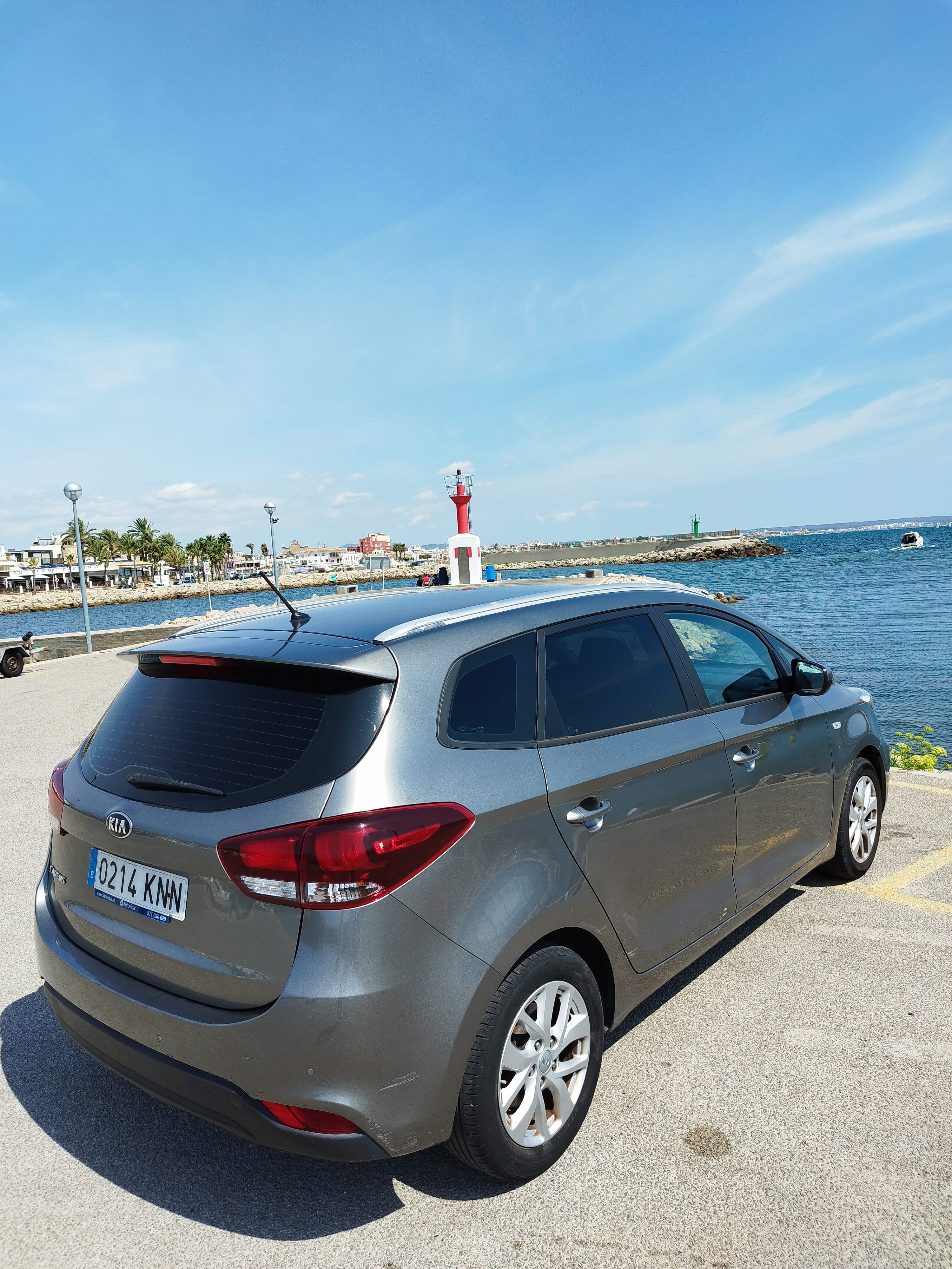 Kia Carens 7 Plazas con Aire acondicionado