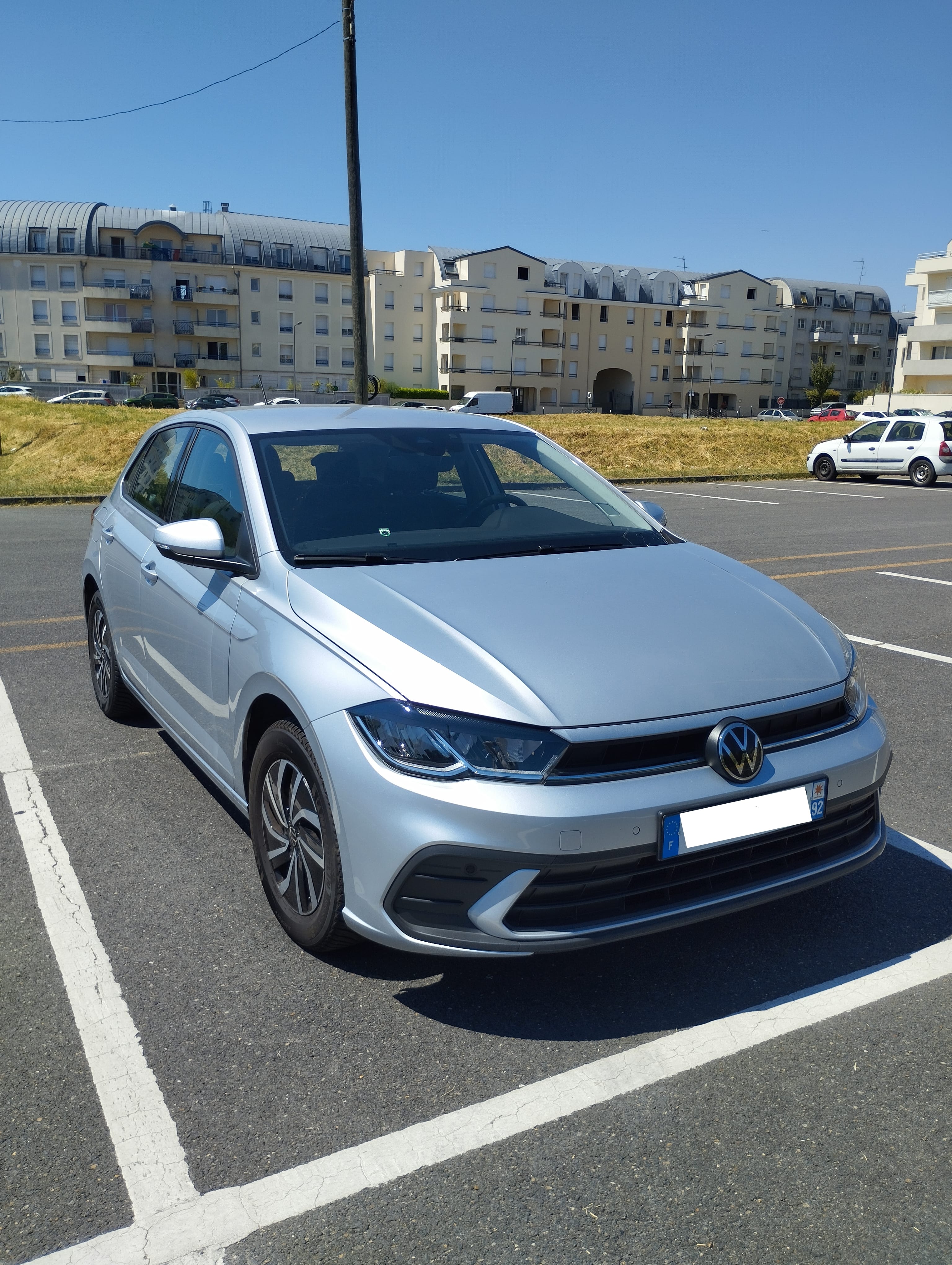 Volkswagen Polo, 2023, Essence 95