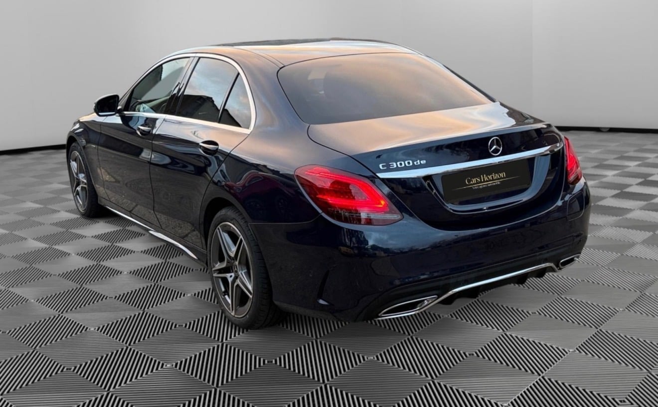Mercedes-Benz Classe C Hybride avec Caméra de recul