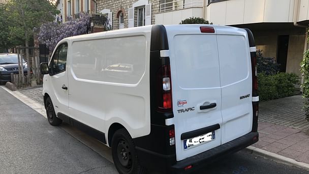 Renault Trafic 6m3 DCI 115cv Clim-Bluetooth-USB-Radar recul avec Climatisation
