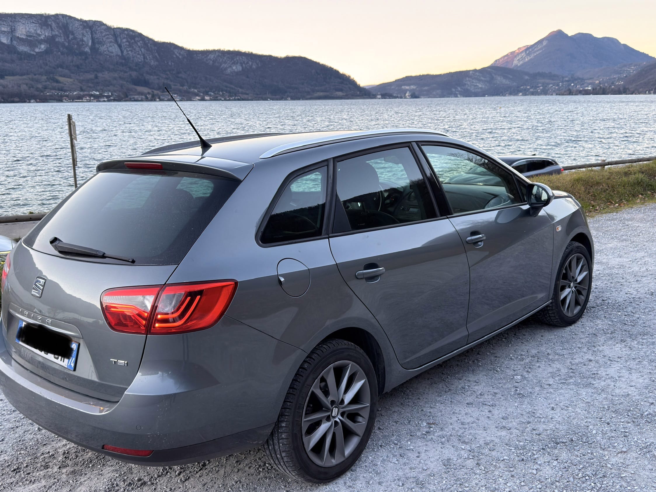 Seat Ibiza ST avec GPS