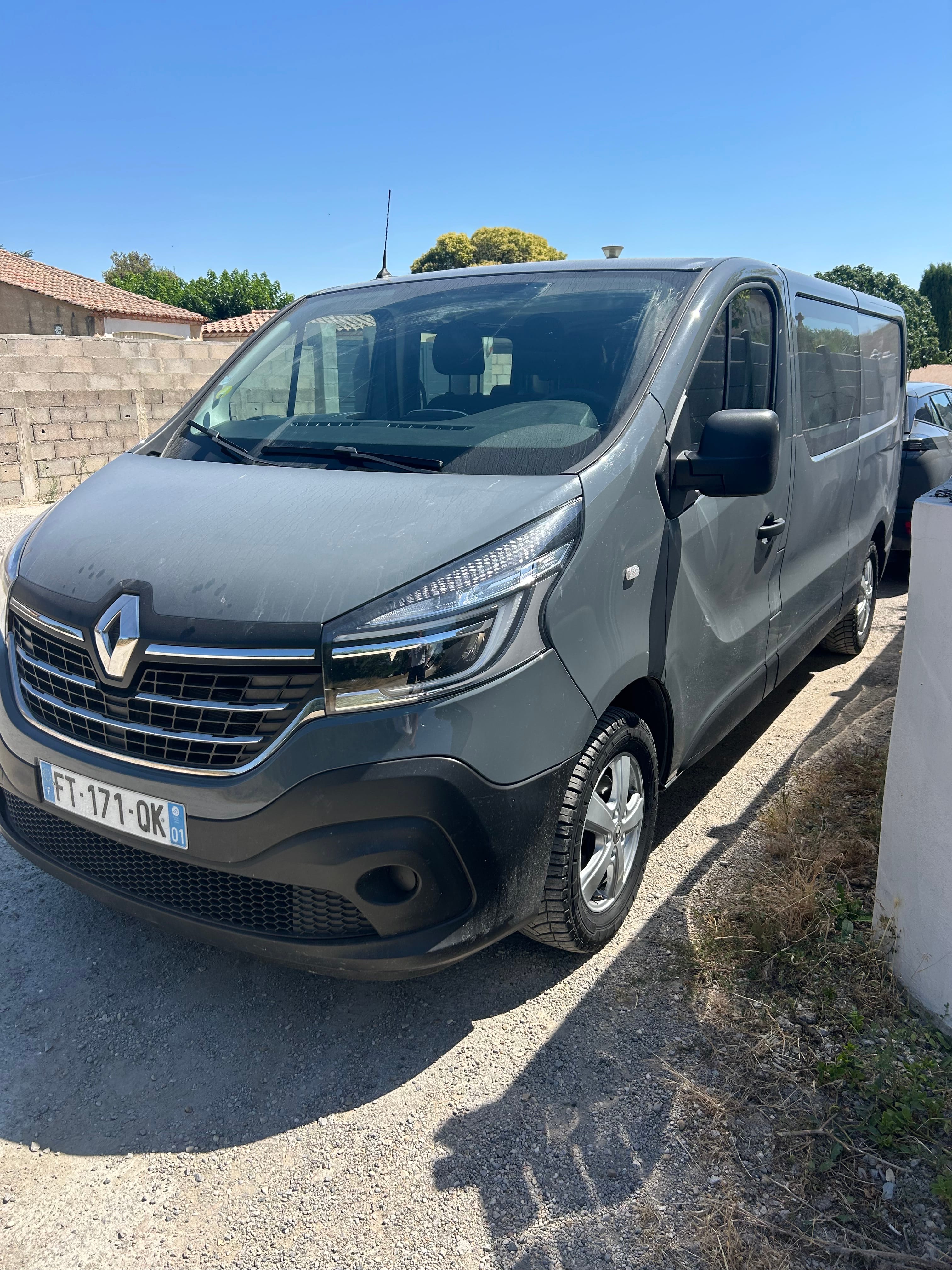Renault Trafic Double Cabine, 2020, Diesel, automatique, 6 places