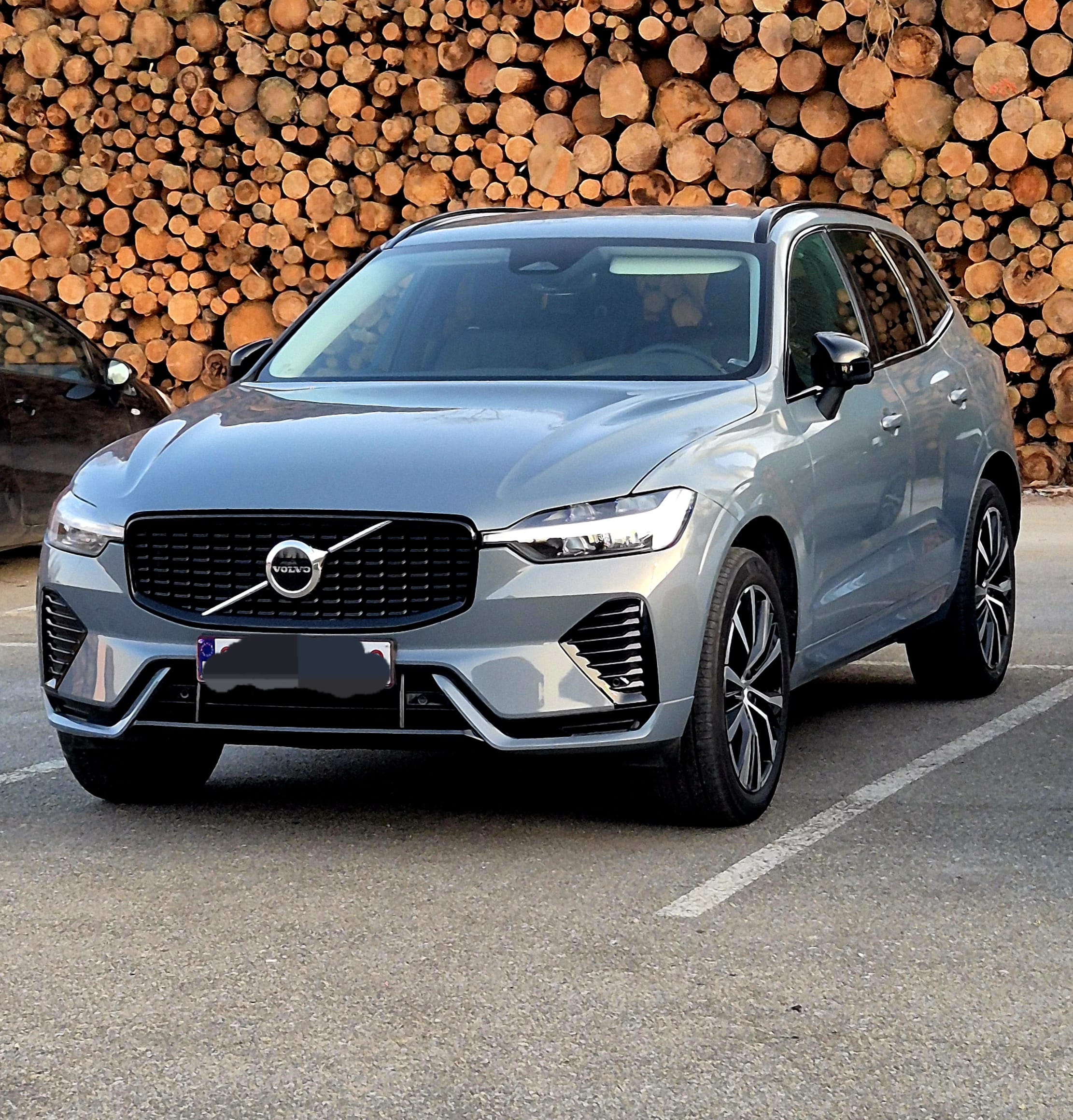 Volvo XC60 with Air conditioning