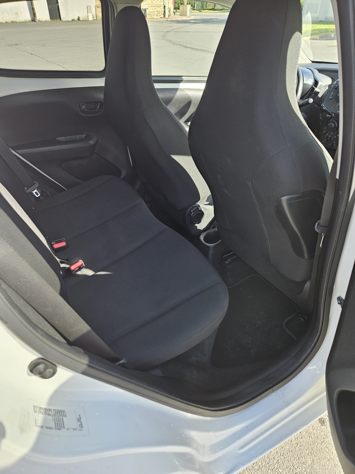 Peugeot 108 avec Autoradio