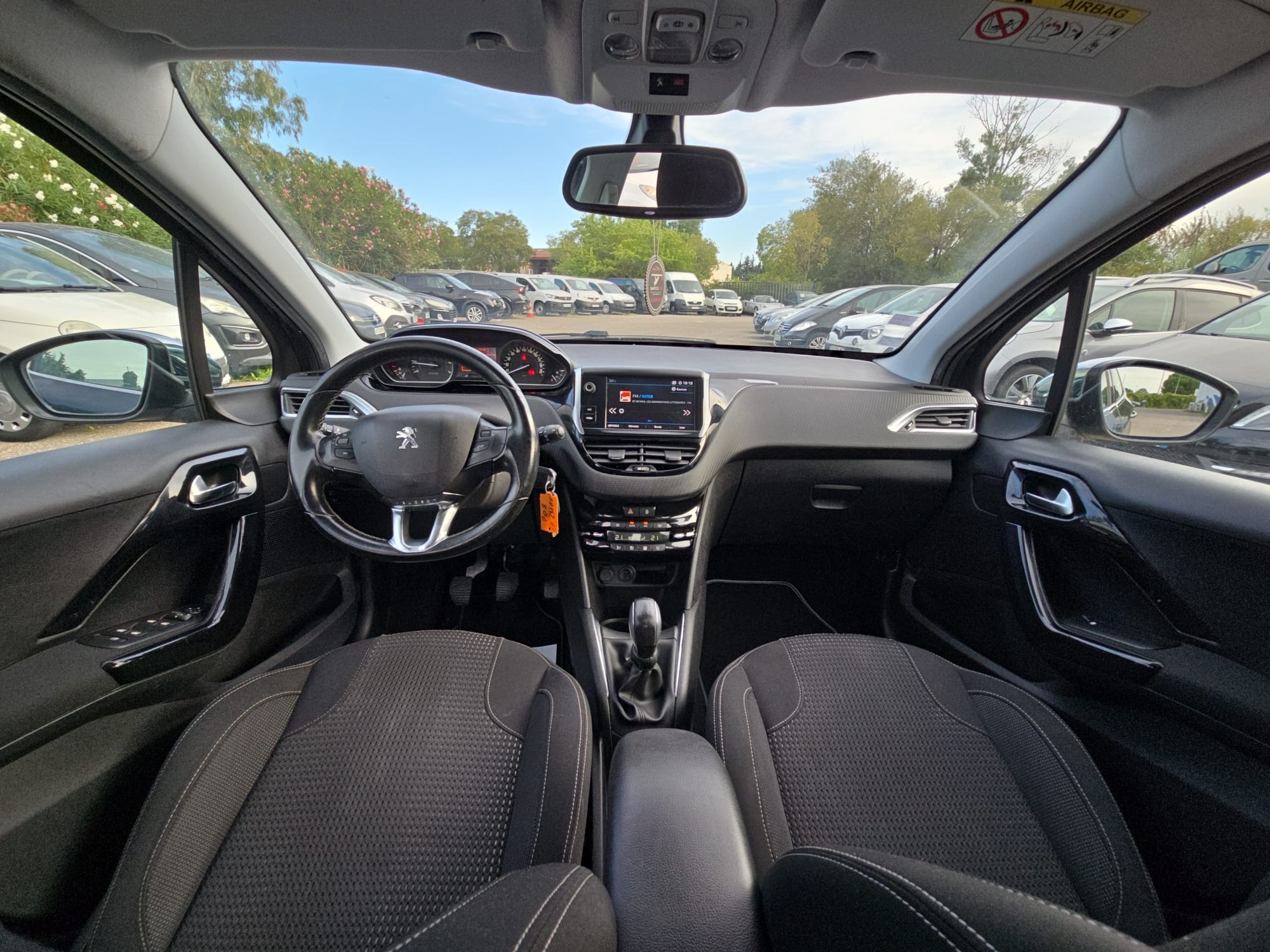 Peugeot 208 met Cruise control