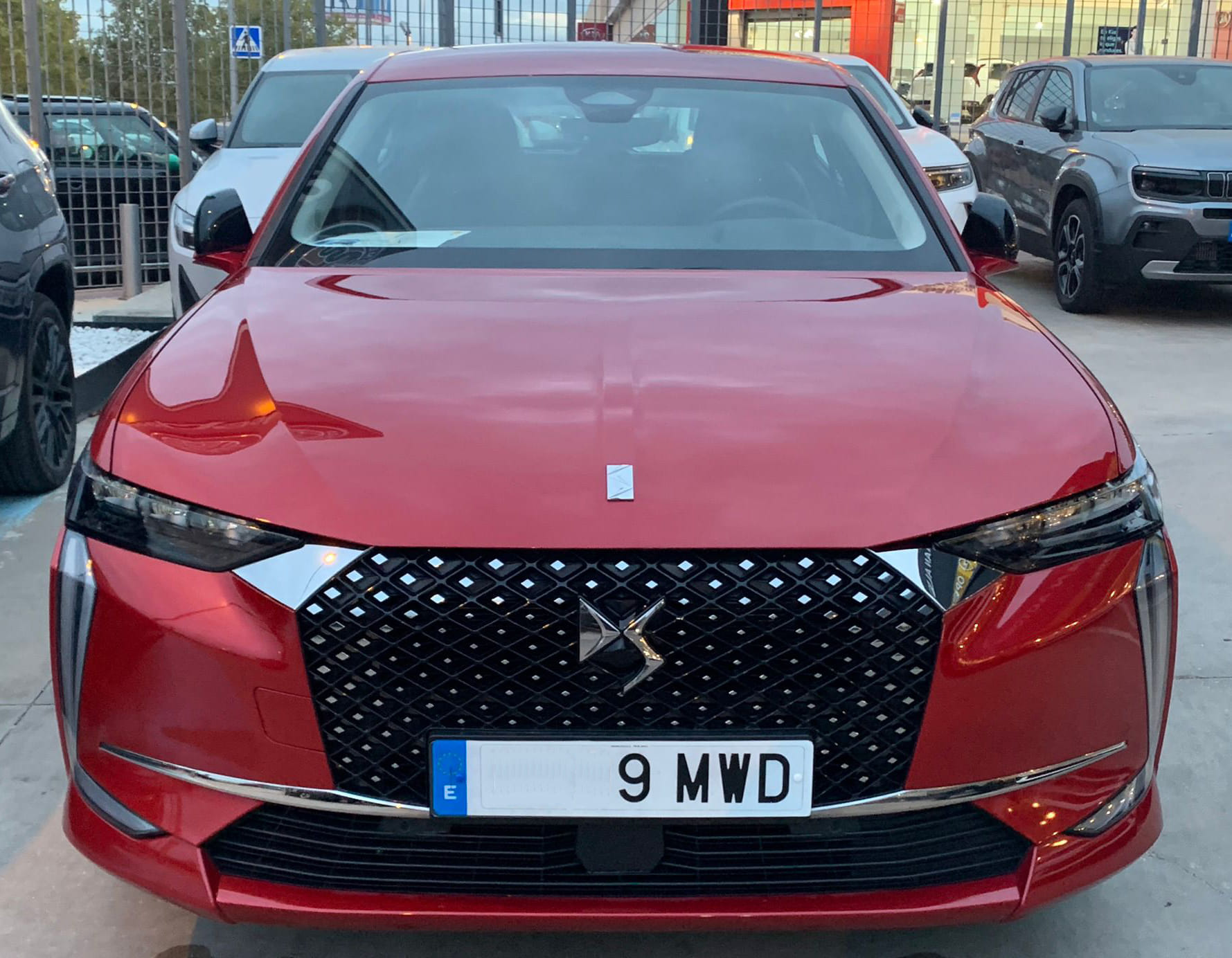 DS 4 E-TENSE 225 CV (oct-2024) con Control de velocidad