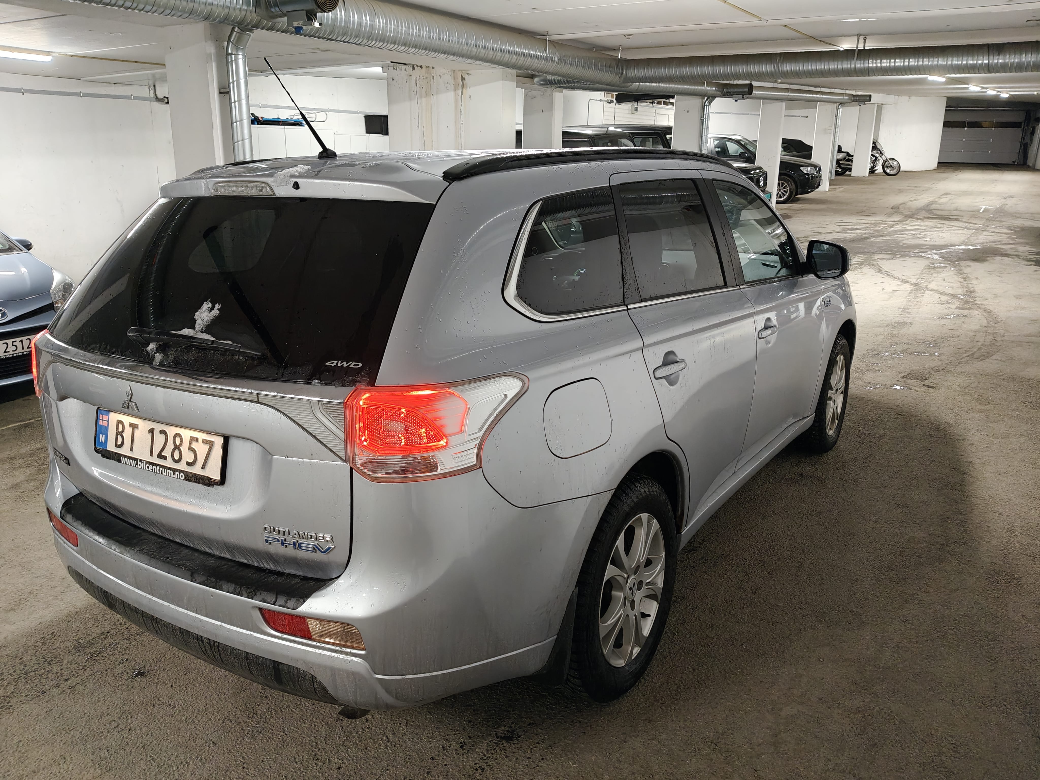 Mitsubishi Outlander Hybrid met GPS