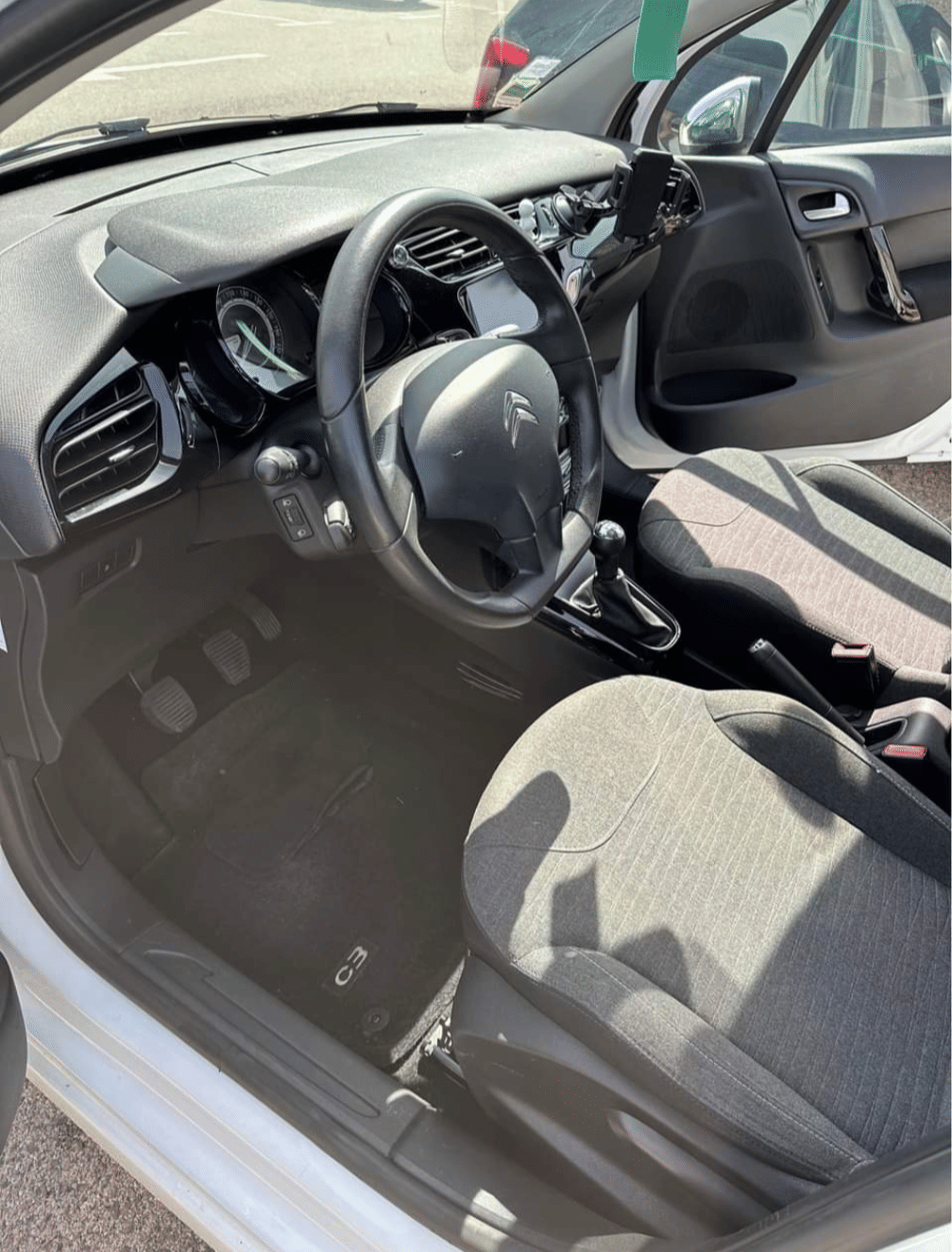 Citroen C3 avec Siège bébé