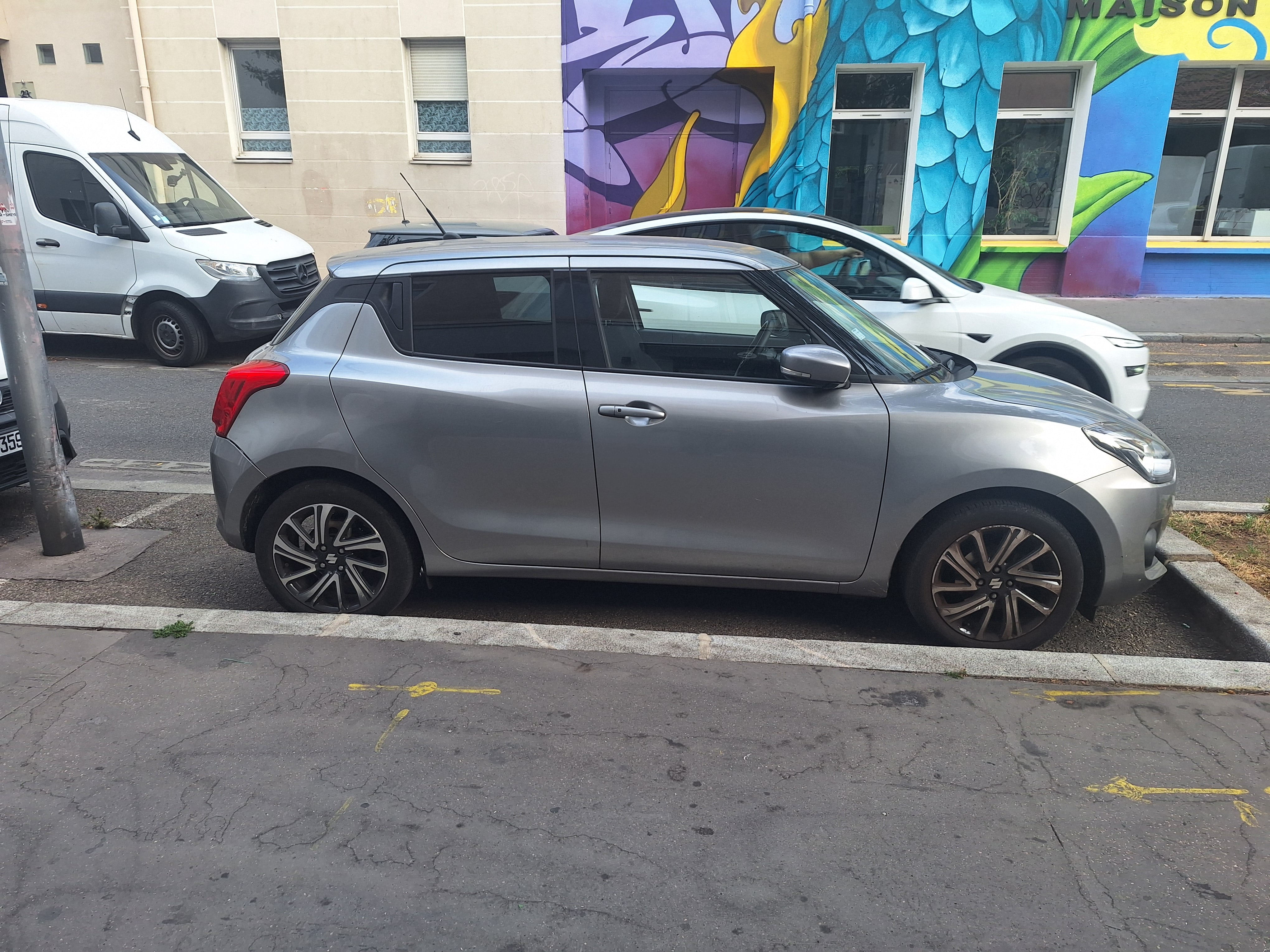 Suzuki Swift, 2021, Essence 95