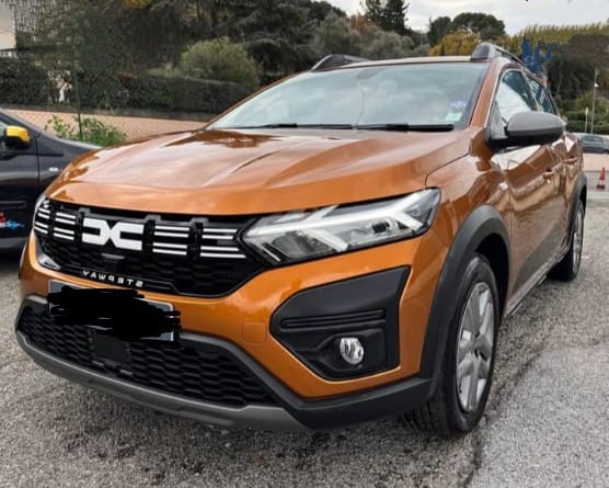 Dacia Sandero Expression, 2023, Essence 95