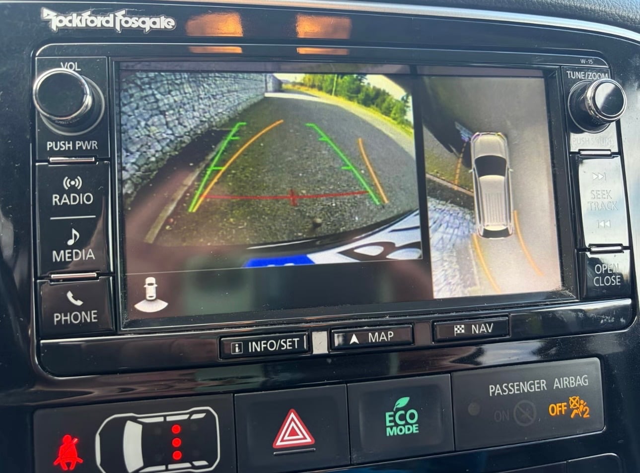 Mitsubishi Outlander PHEV SE med USB ladeuttak