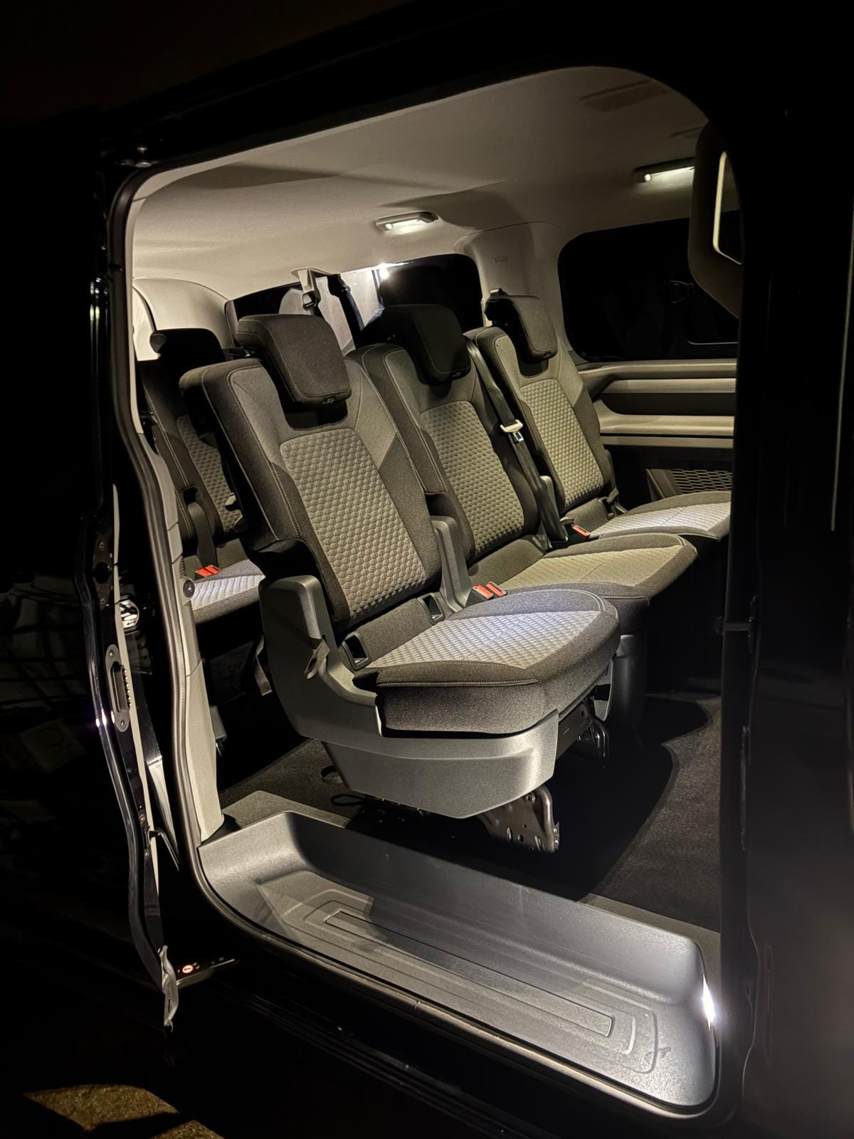 Volkswagen Caravelle avec Entrée audio / iPod