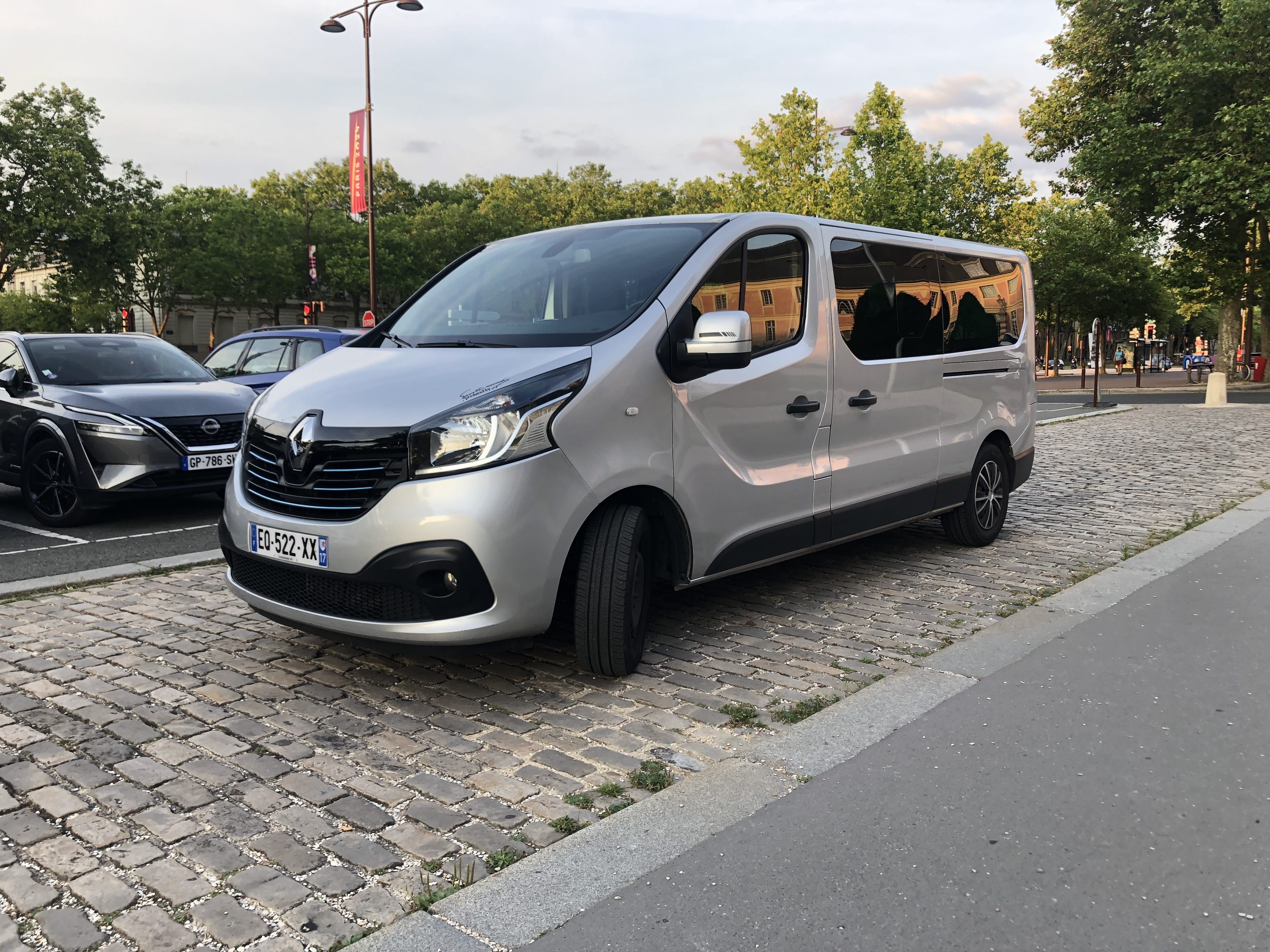 Renault Trafic Passenger avec Climatisation