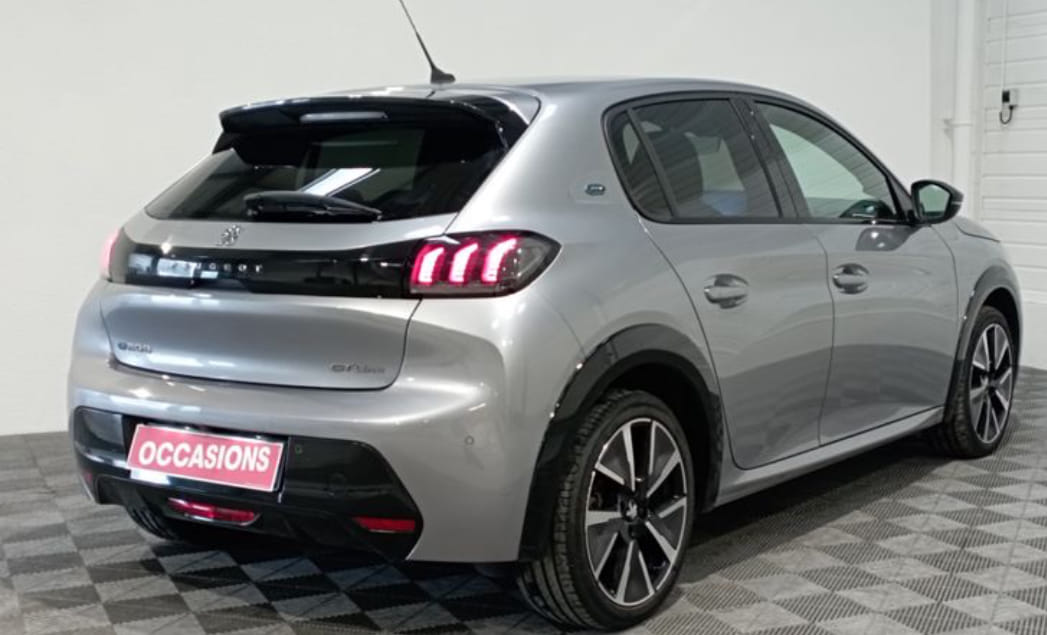 Peugeot 208 avec Climatisation