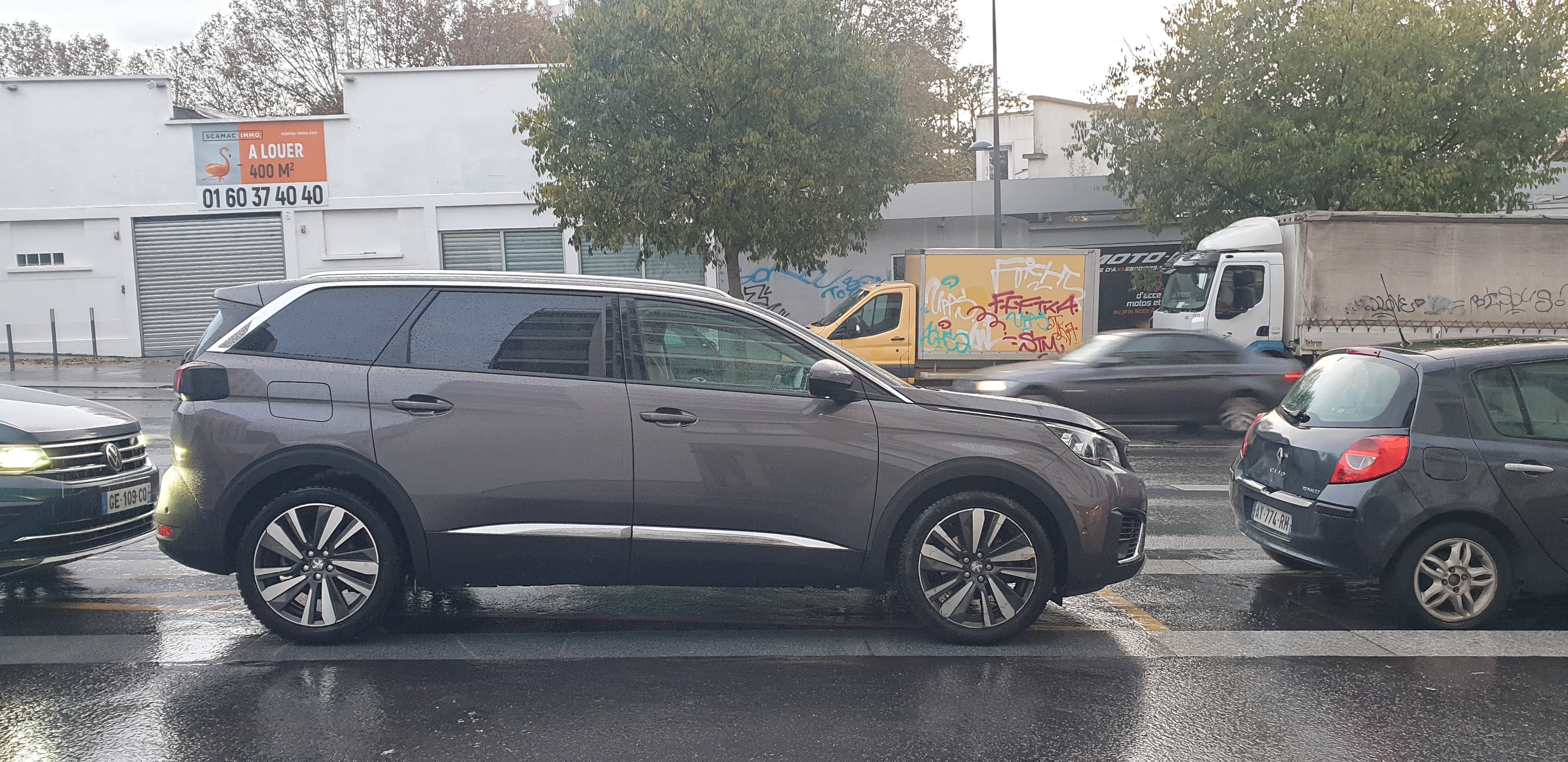 Peugeot 5008 avec Climatisation