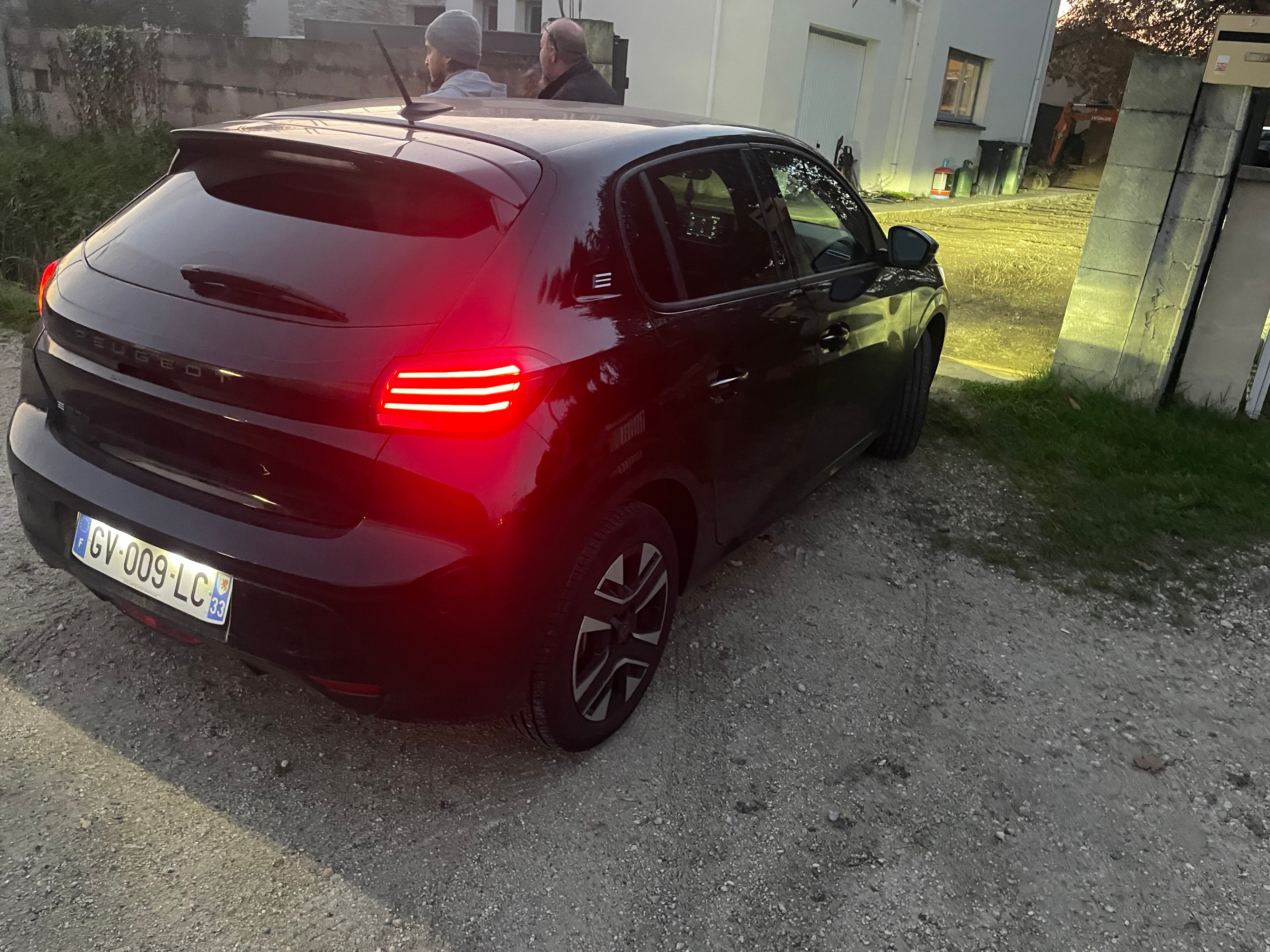 Peugeot 208 avec Climatisation