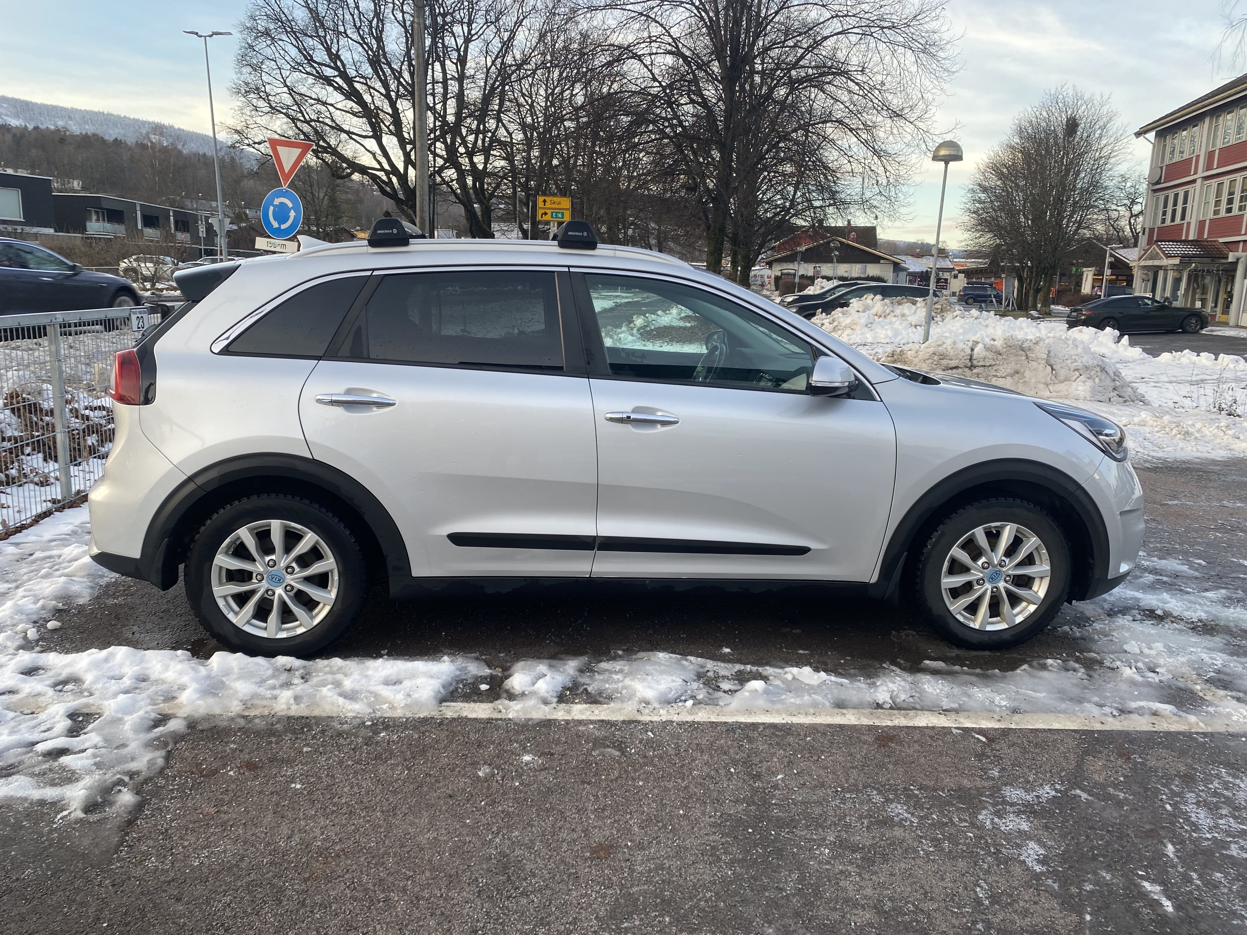 Kia Niro Hybrid med Aircondition