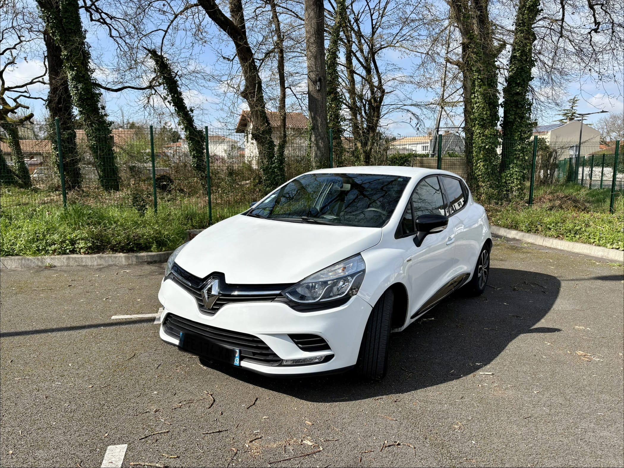 Renault Clio, 2019, Essence 98