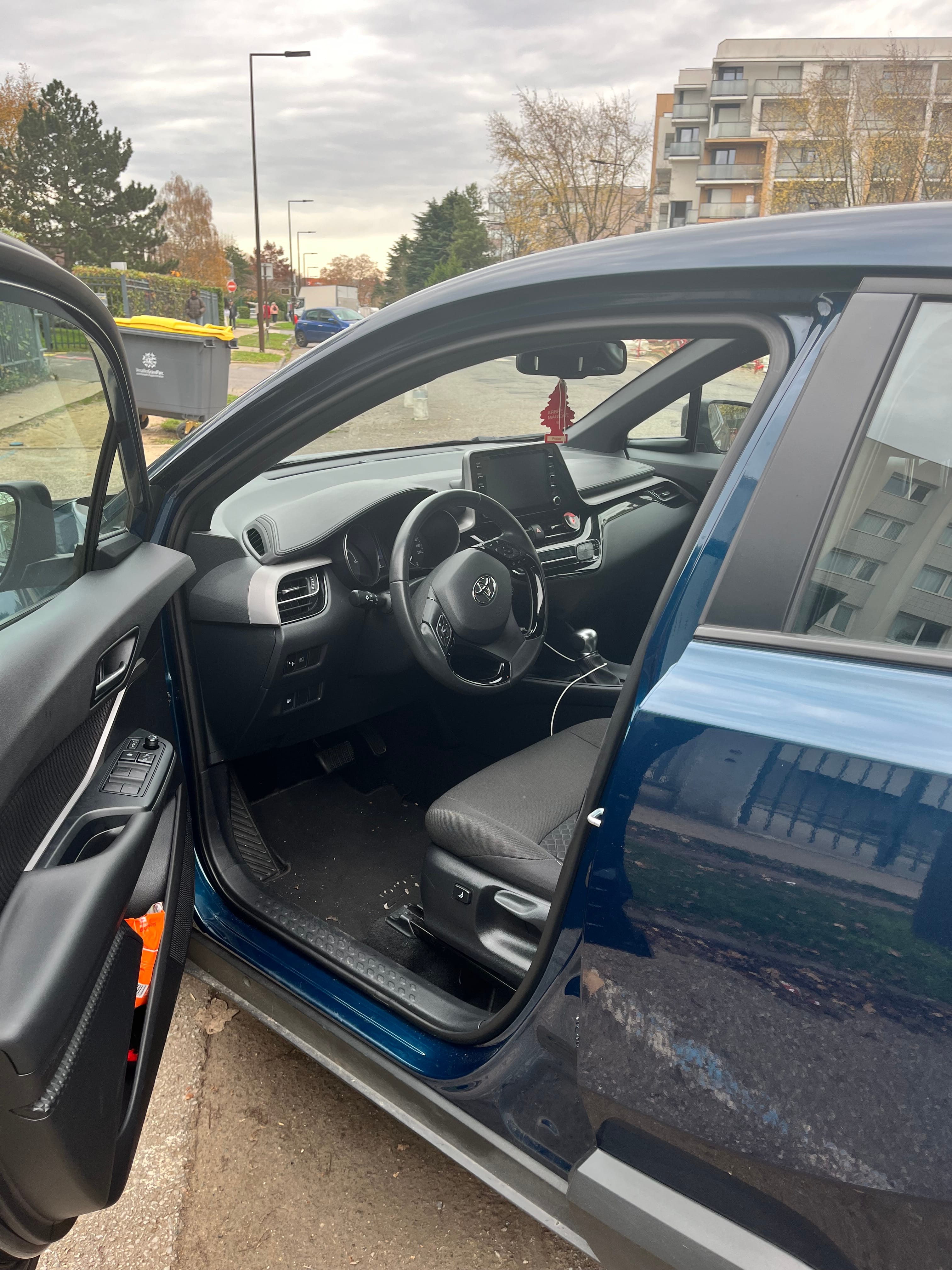 Toyota C-HR avec Climatisation