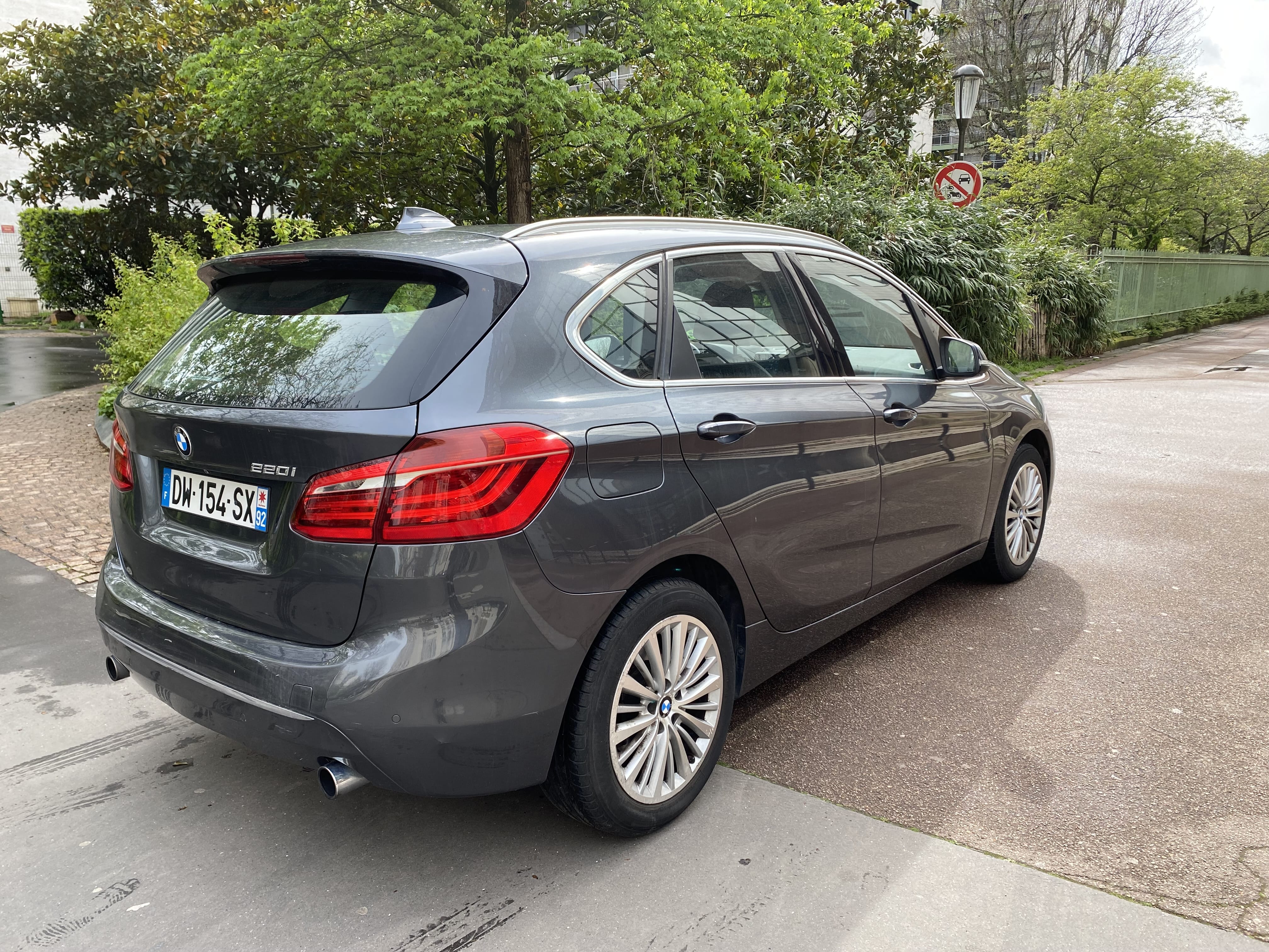 BMW Série 2 Active Tourer avec GPS