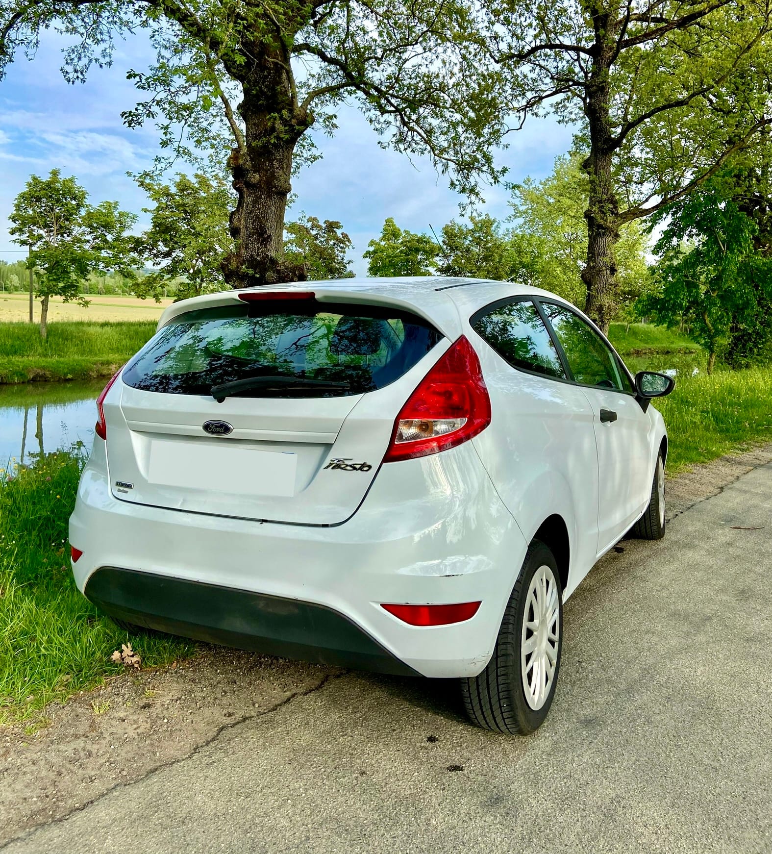 Ford Fiesta Business avec Siège bébé