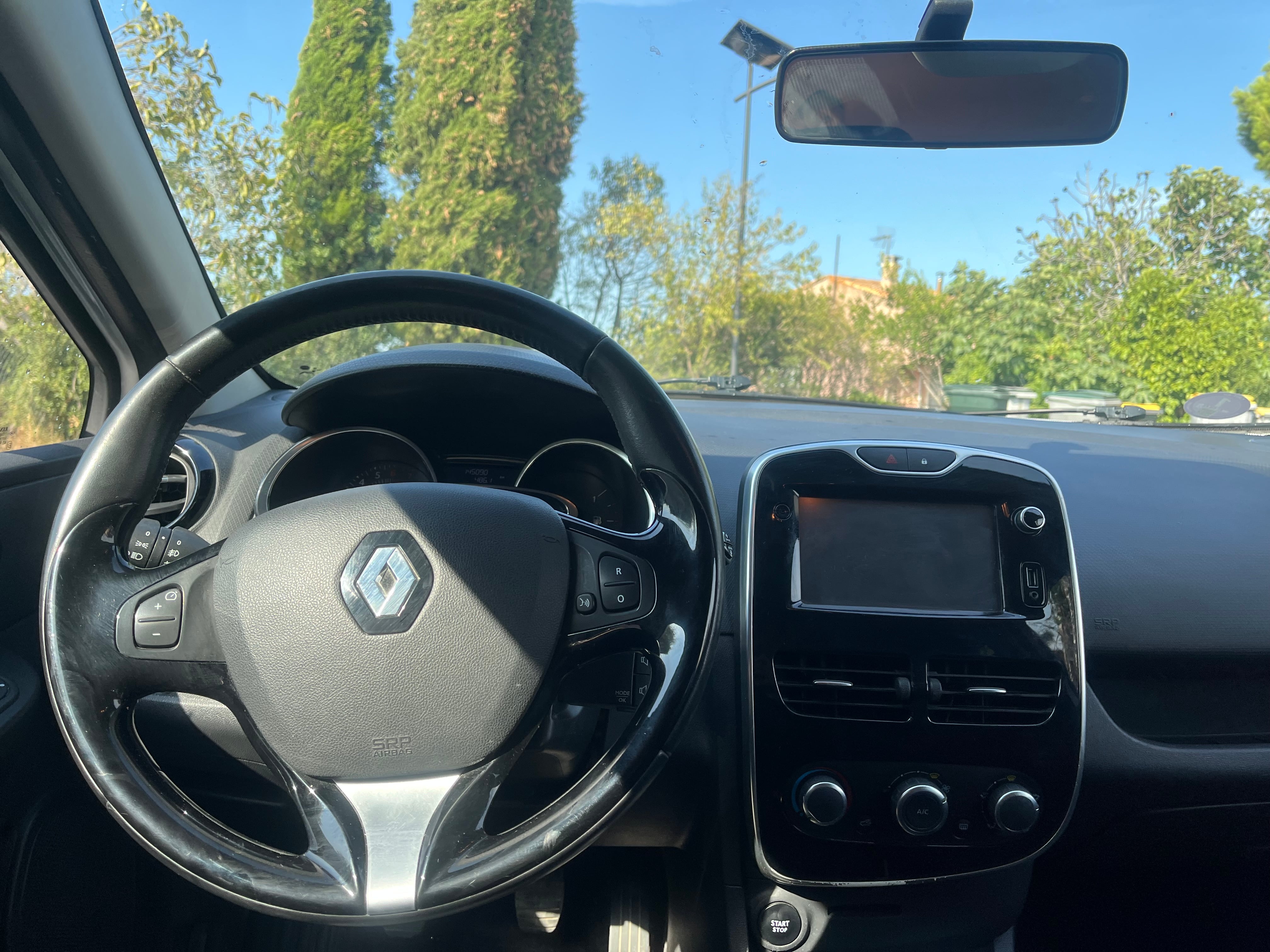 Renault Clio avec Port USB