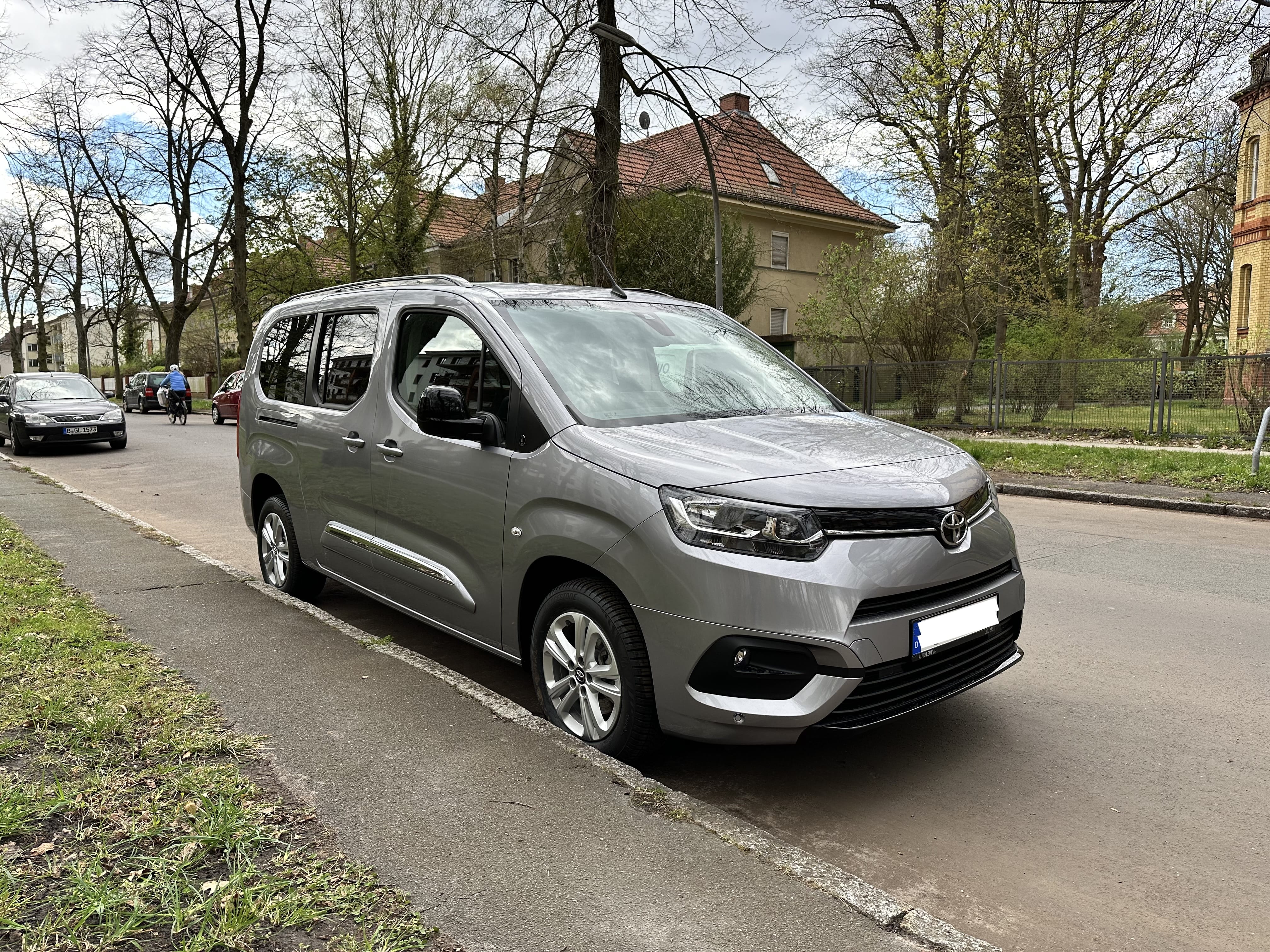 Toyota Proace City Verso 7-Sitzer (NEUWagen!!) con Aire acondicionado