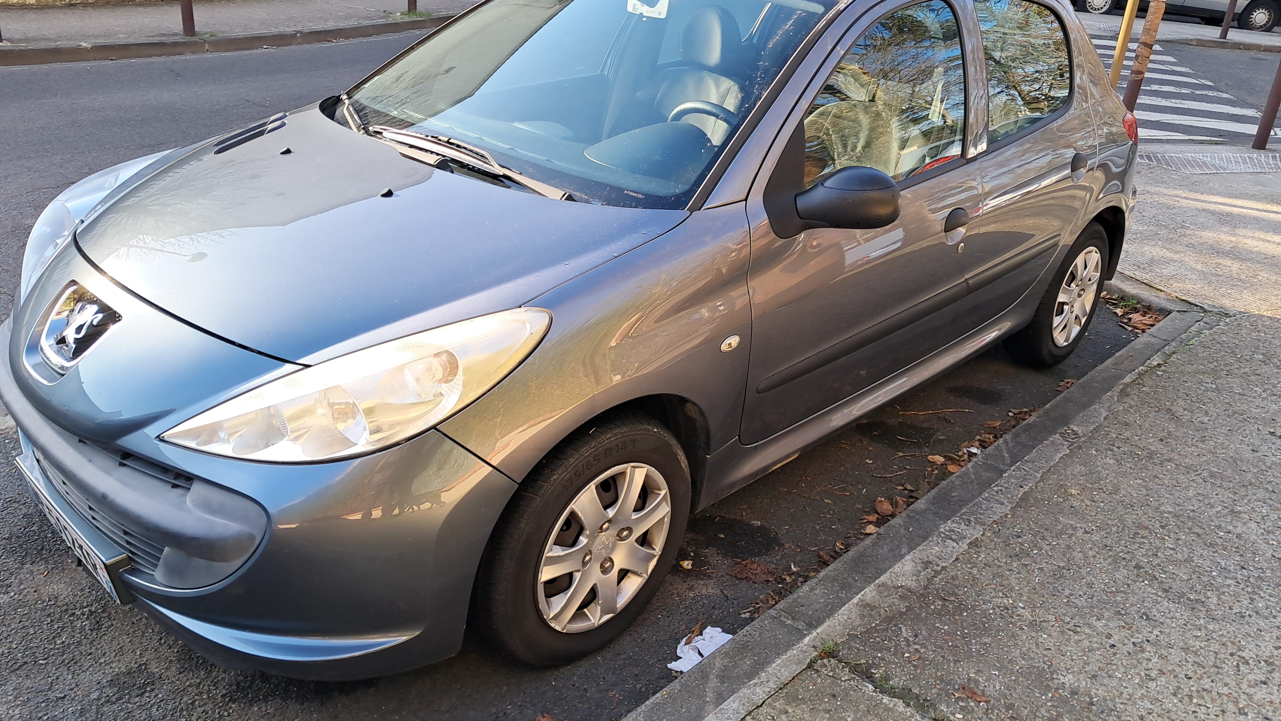 Peugeot 206+, 2010, Essence 98