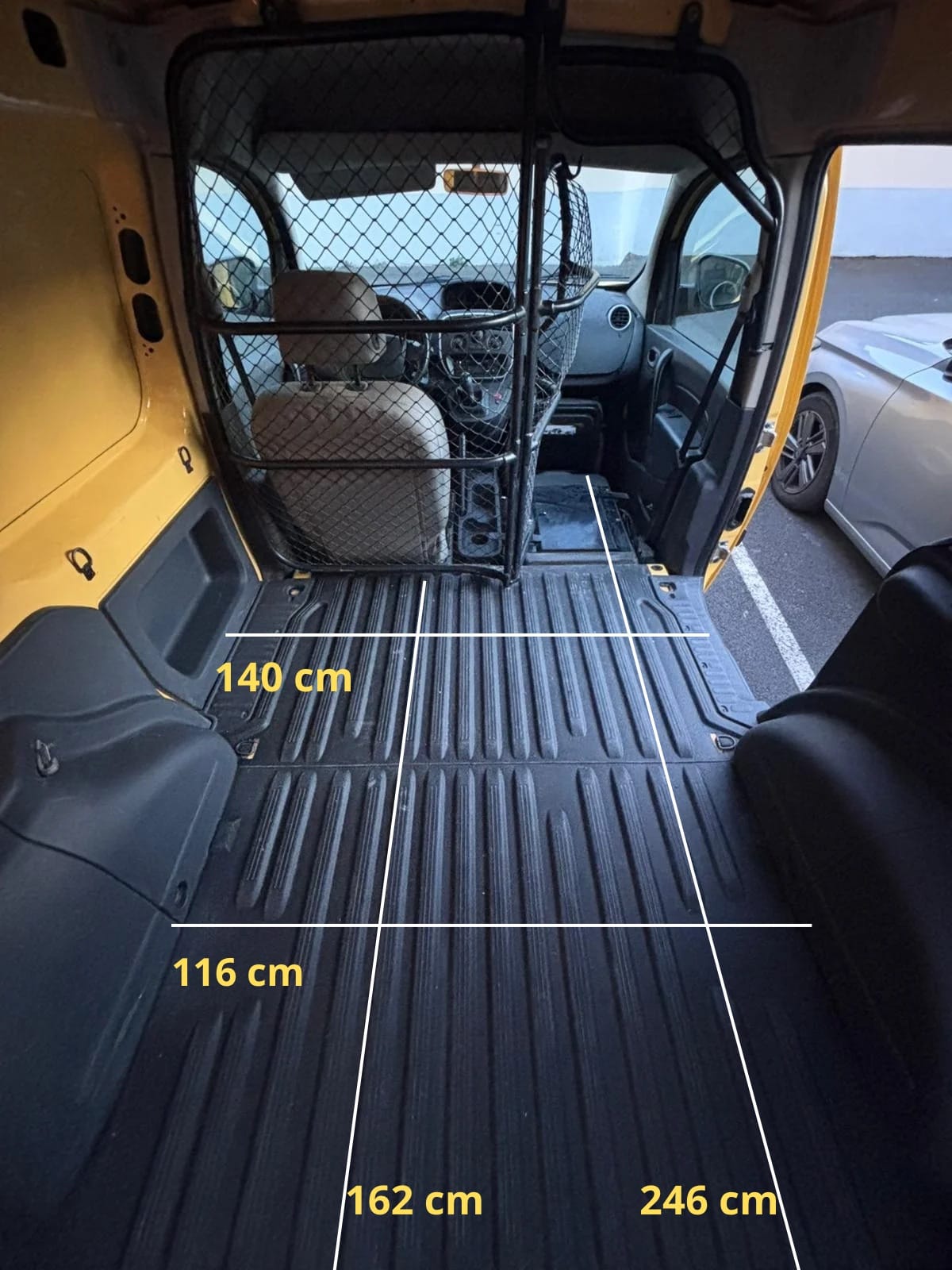 Renault Kangoo Express avec Autoradio