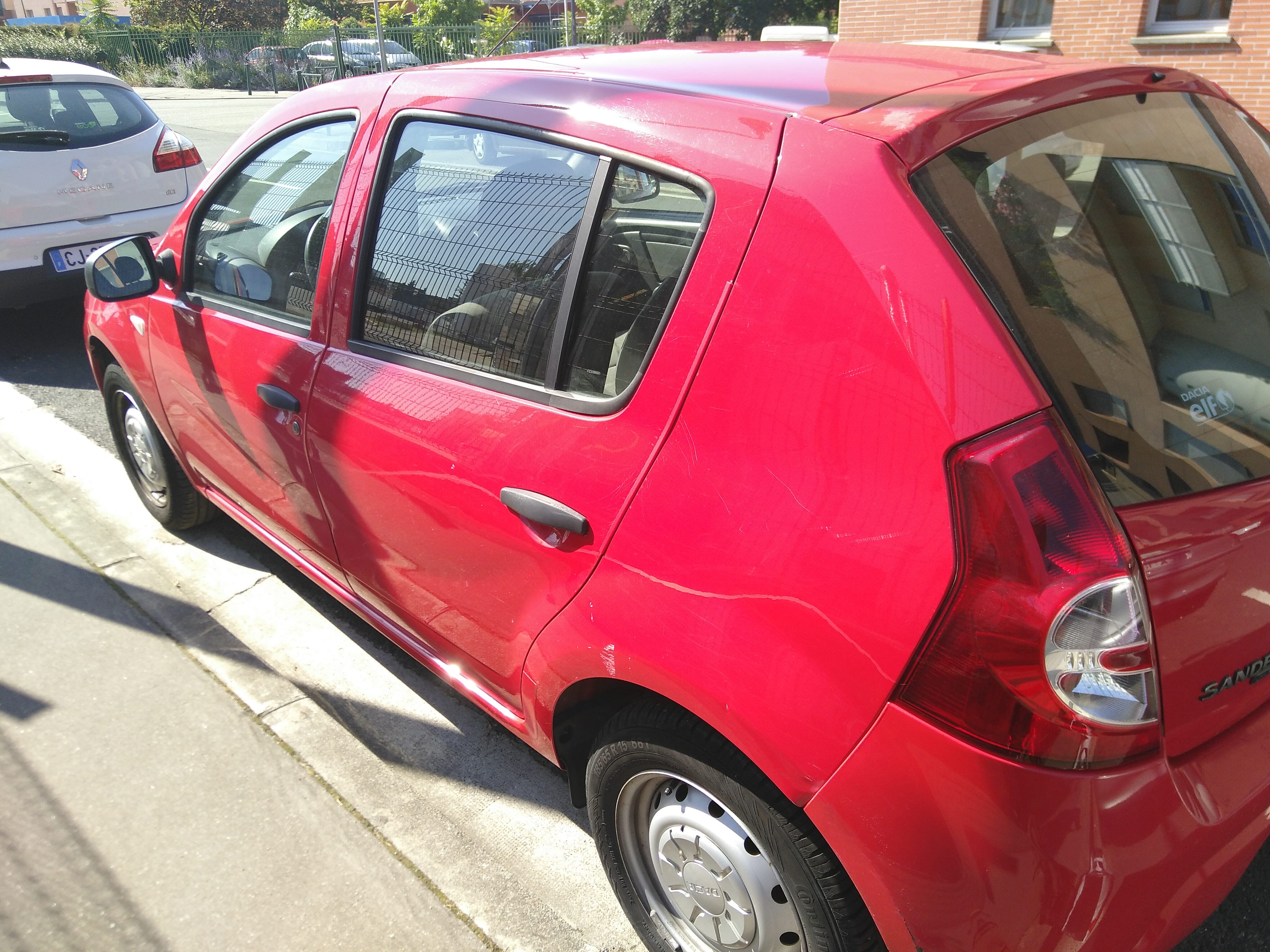 Dacia Sandero sans option roule au GPL et à l'essence