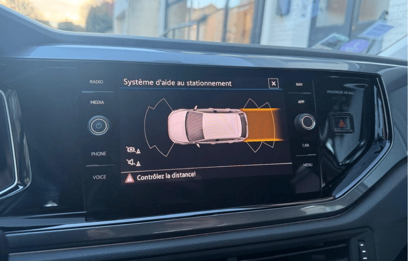 Volkswagen Polo with Bluetooth audio