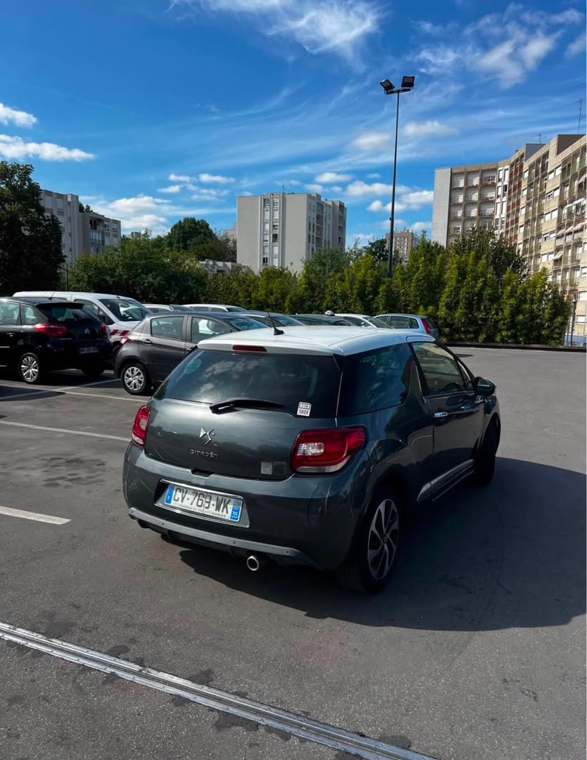 Citroen DS3 con Cámara de marcha atrás