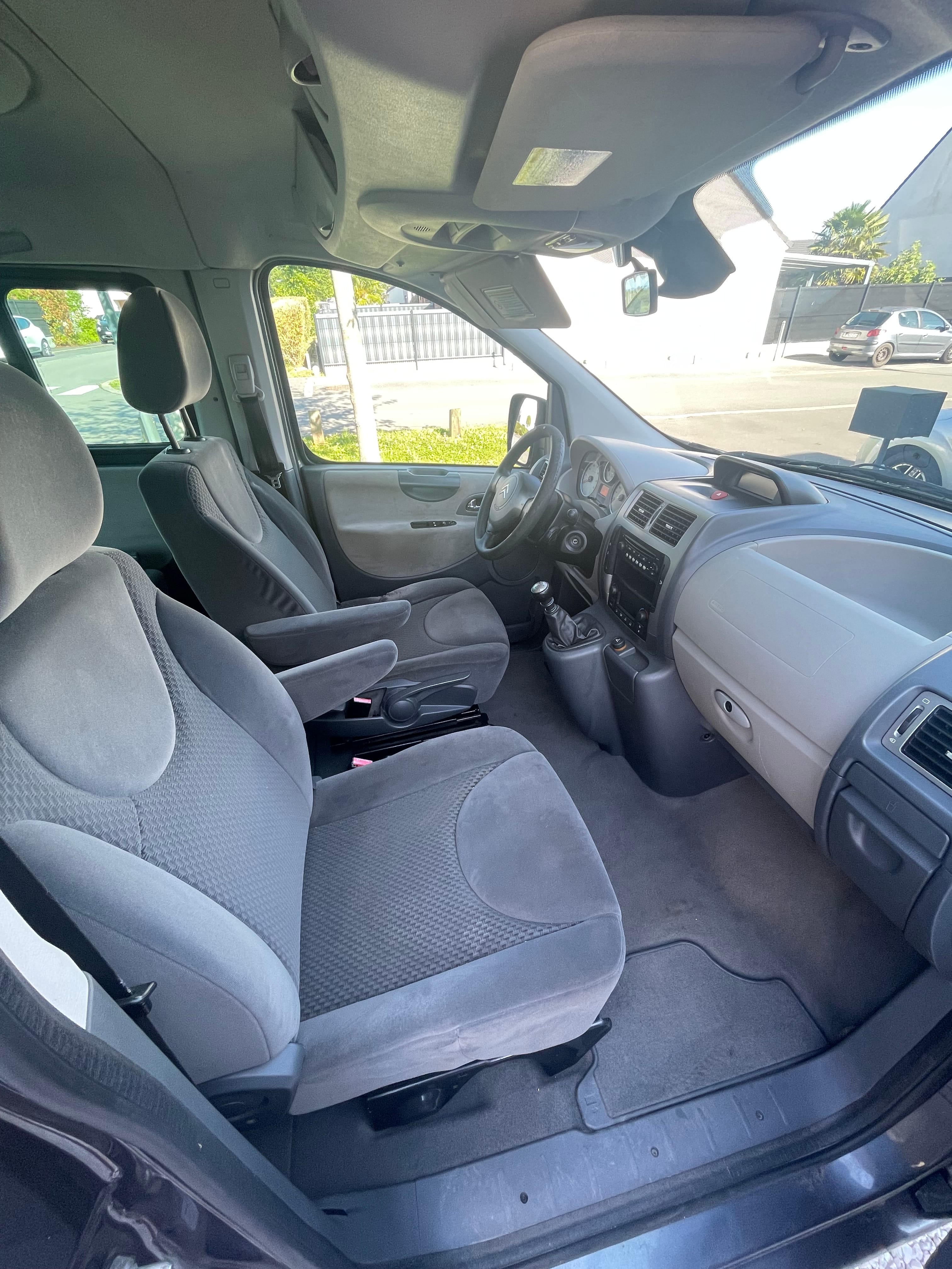Citroen Jumpy Multispace 2.0 HDi avec Apple CarPlay