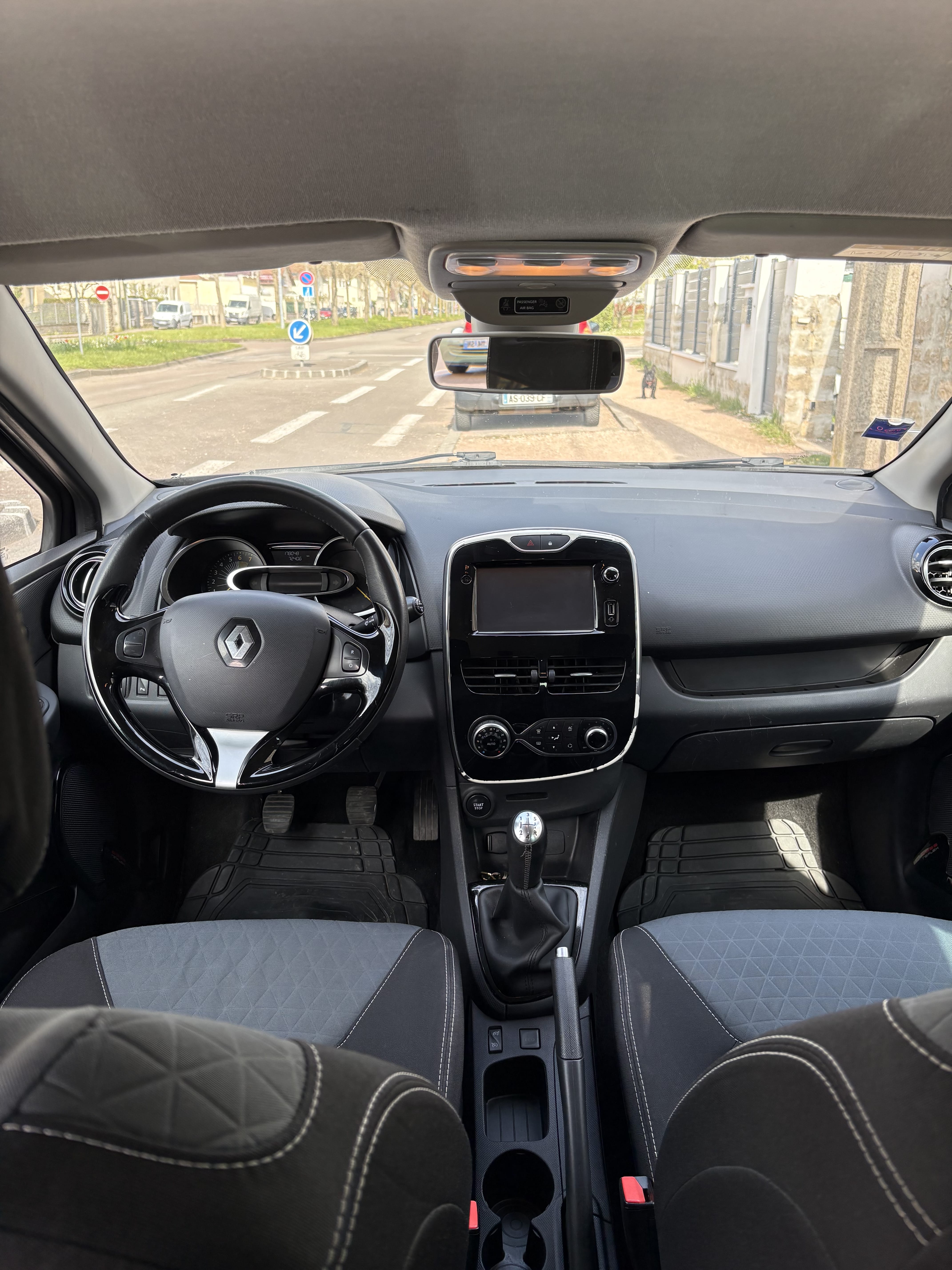 Renault Clio IV 0.9tce avec Régulateur de vitesse