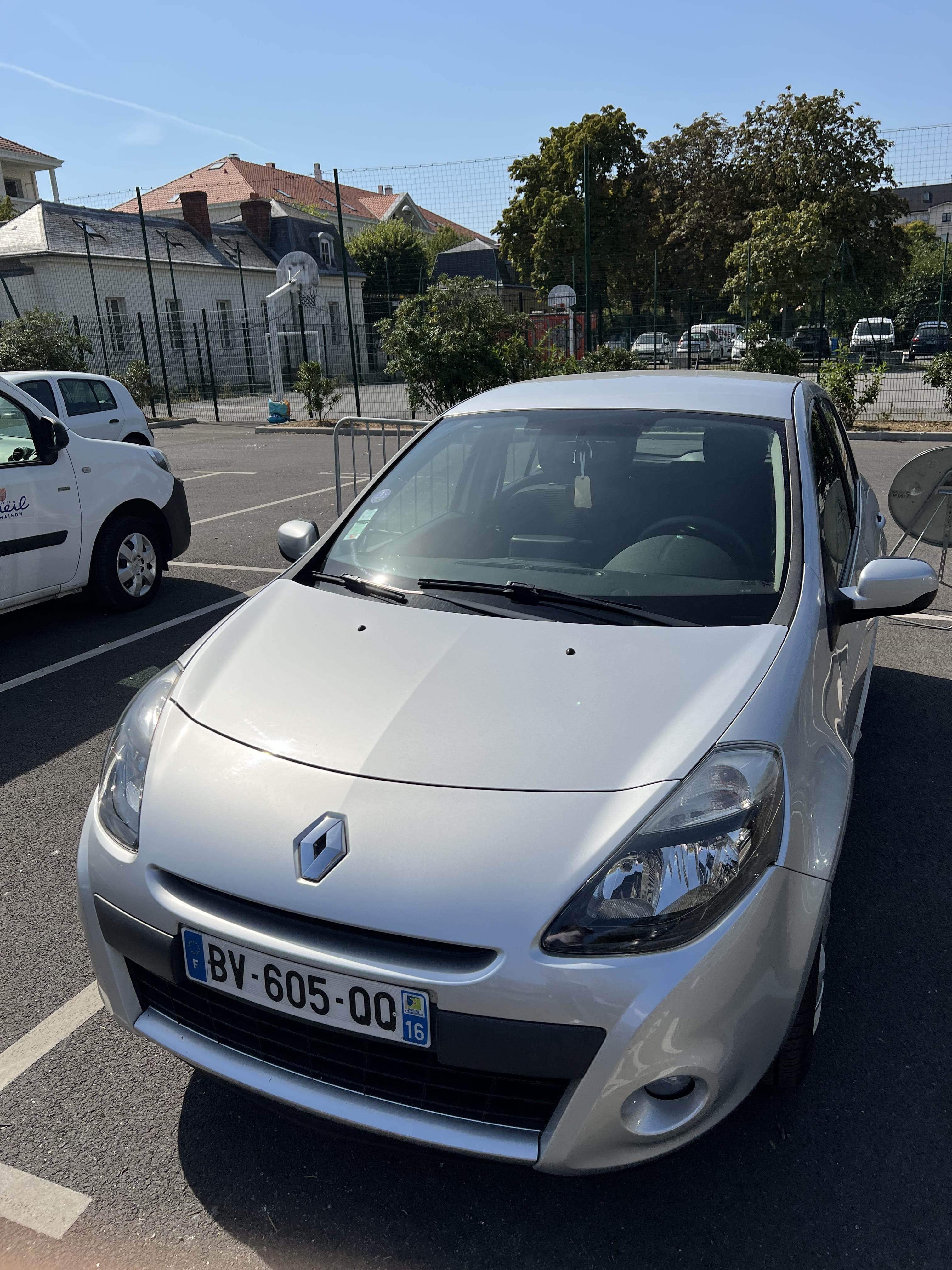 Renault Clio avec Climatisation