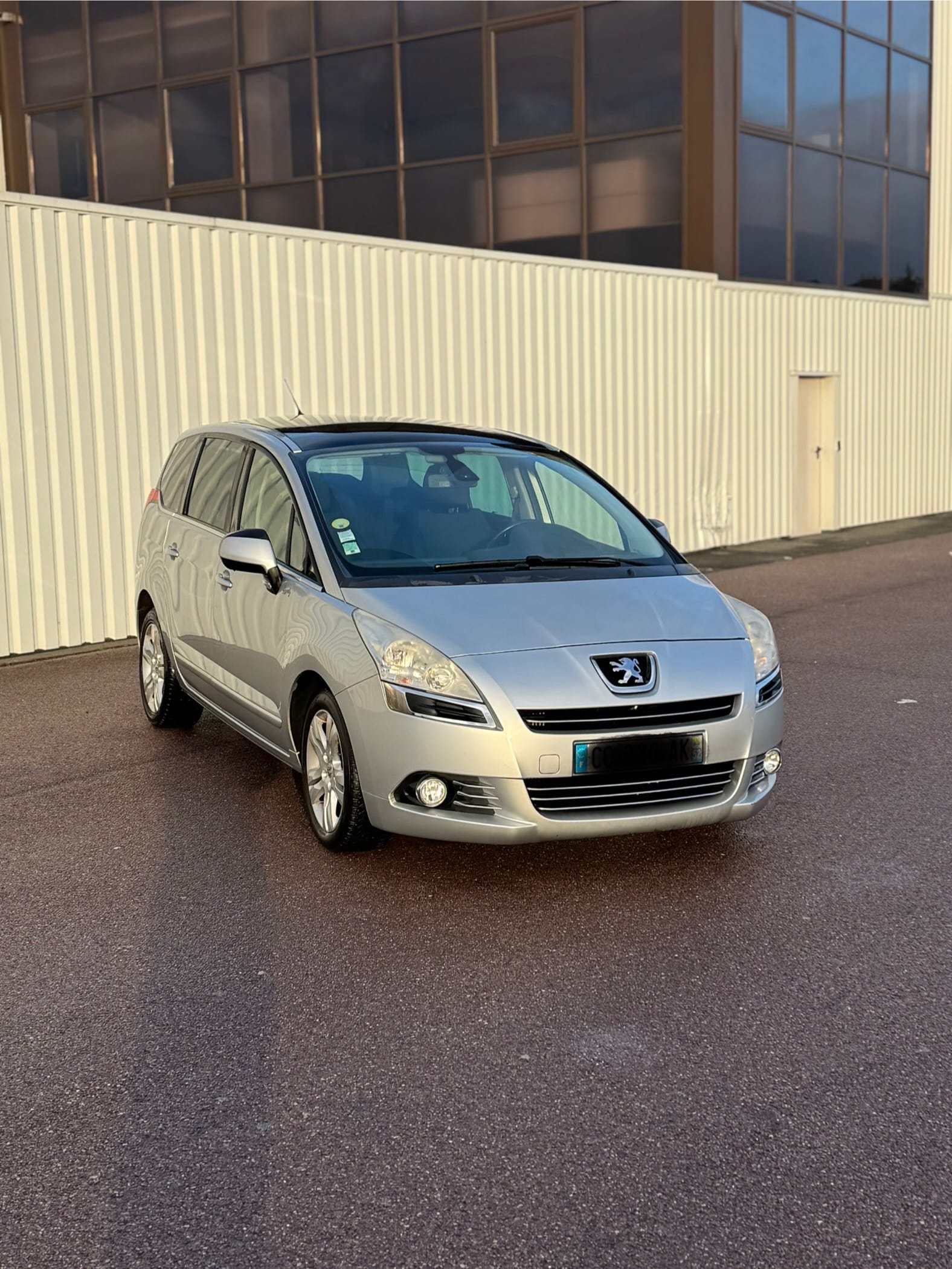 Peugeot 5008, 2012, Diesel