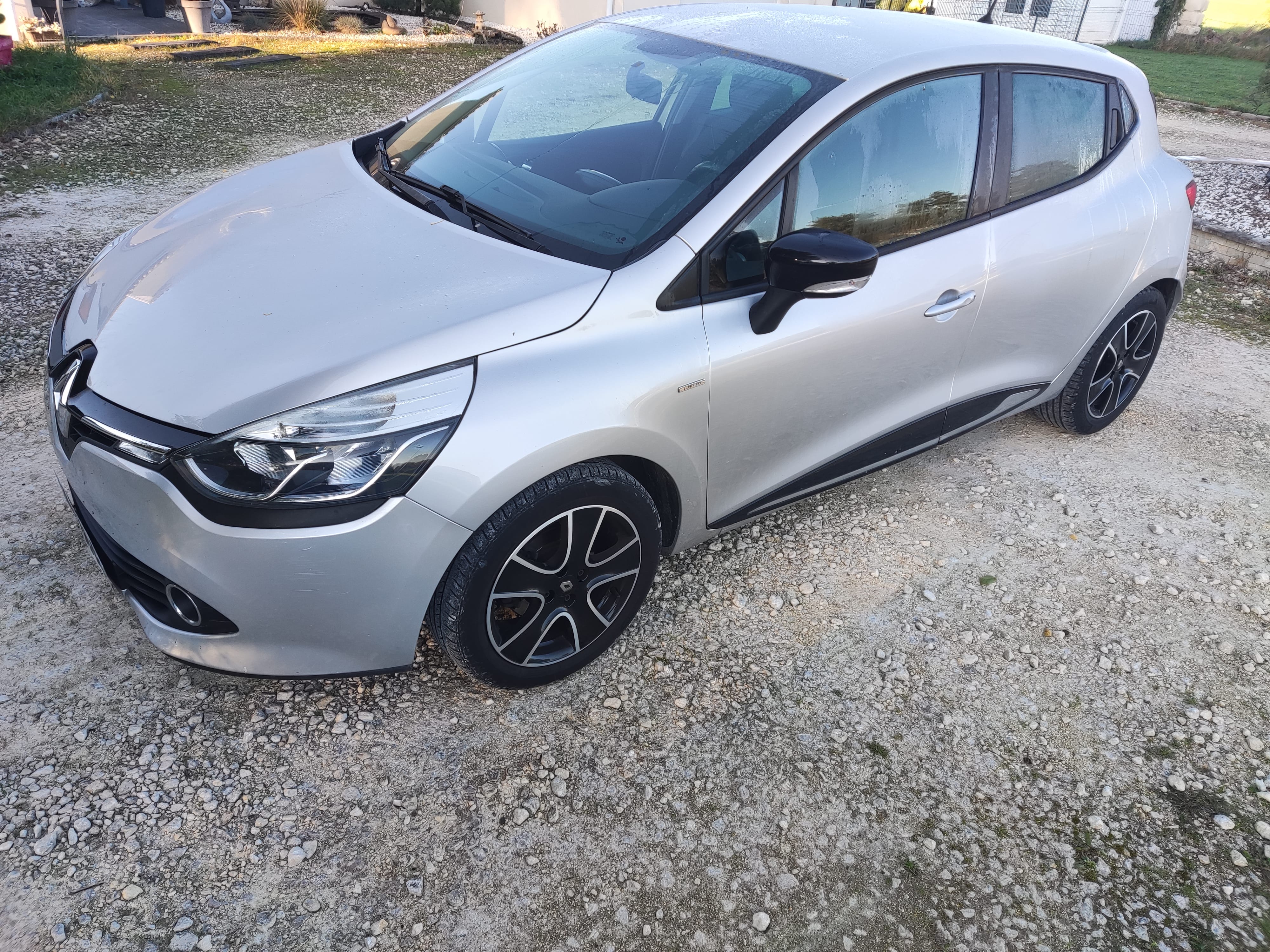 Renault Clio éthanol, 2015, Essence 95