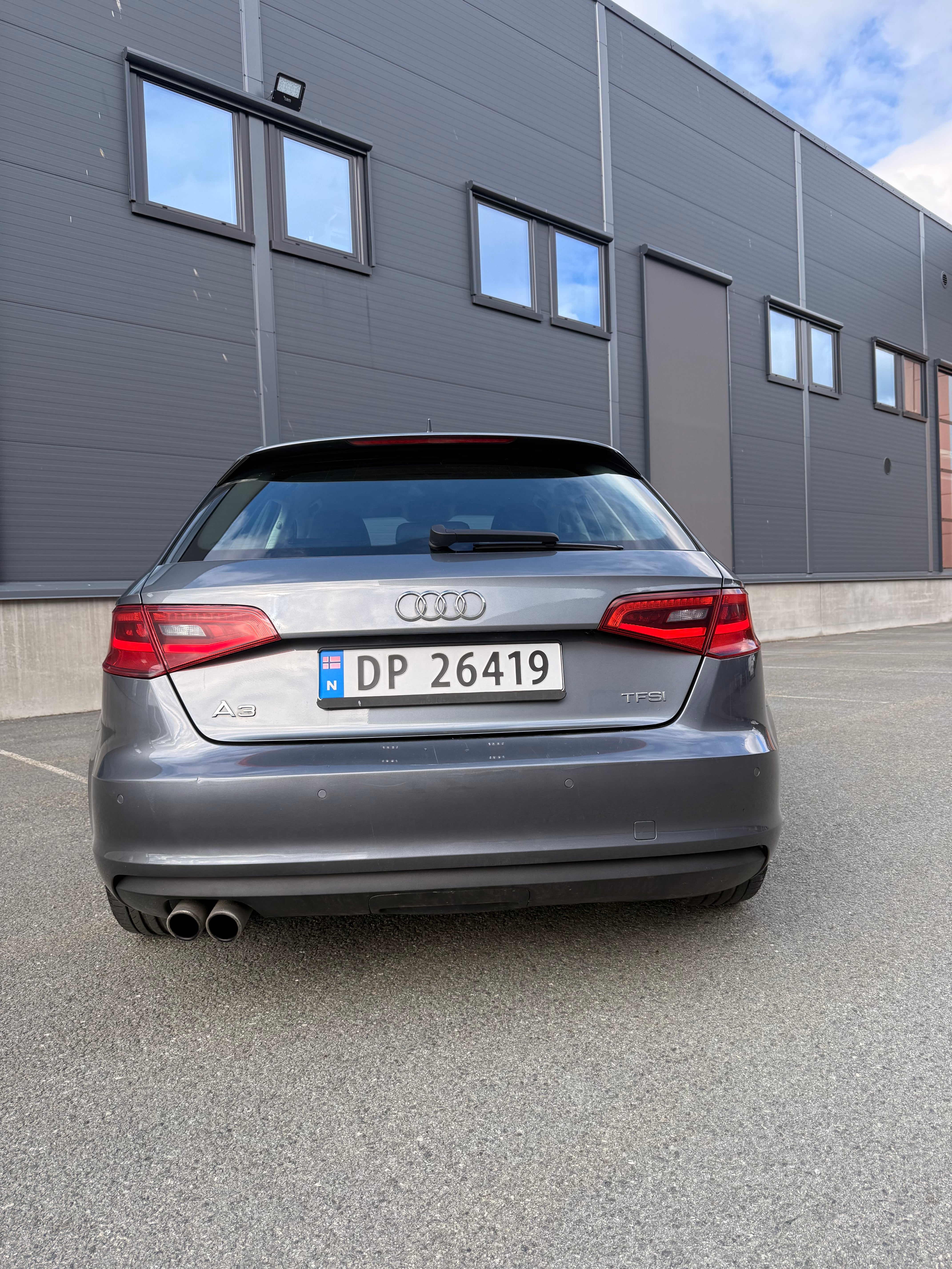 Audi A3 1.4 TFSI med Bilradio