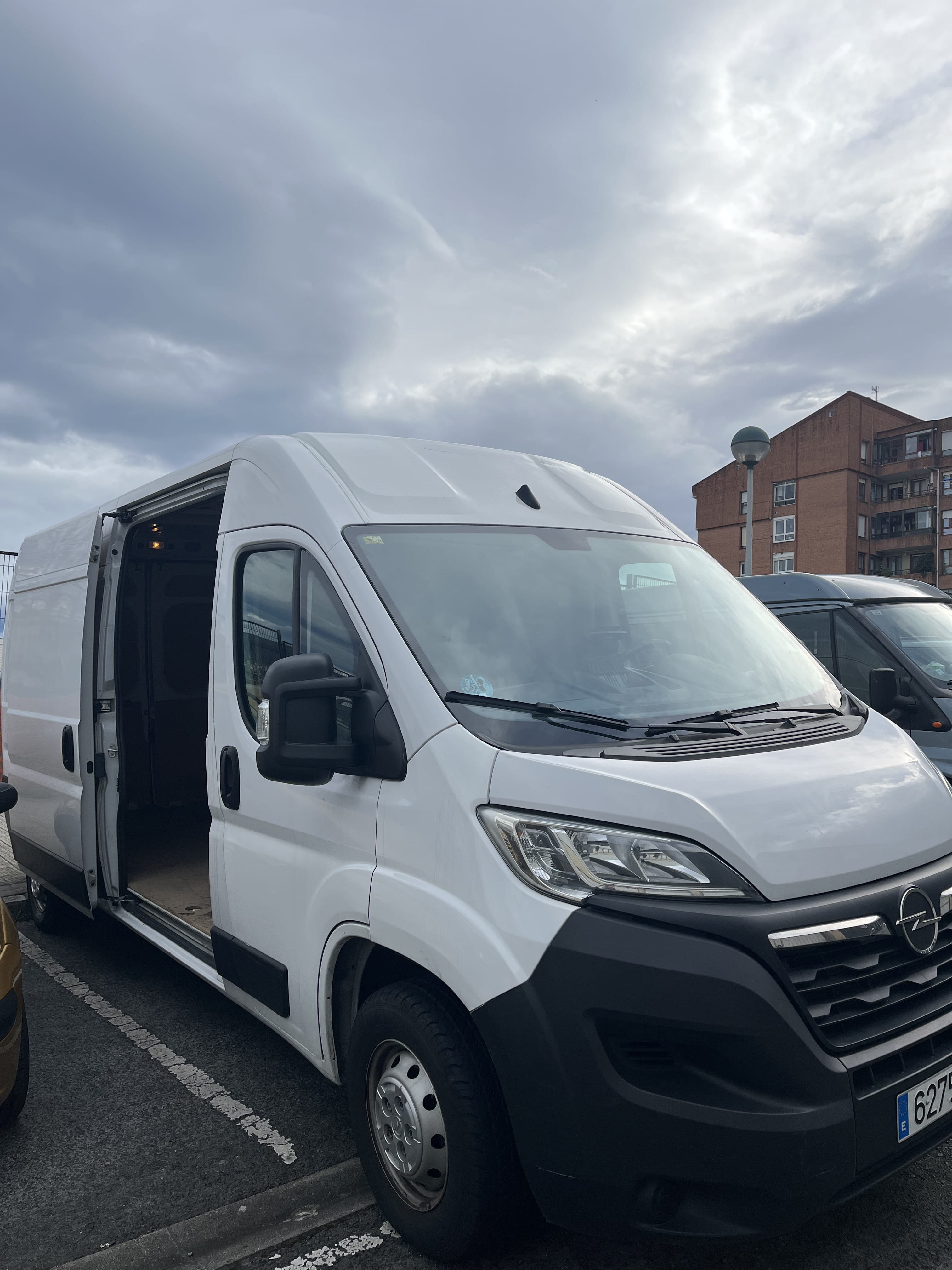 Opel Movano con Control de velocidad