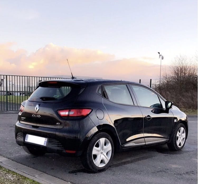 Renault Clio avec Climatisation